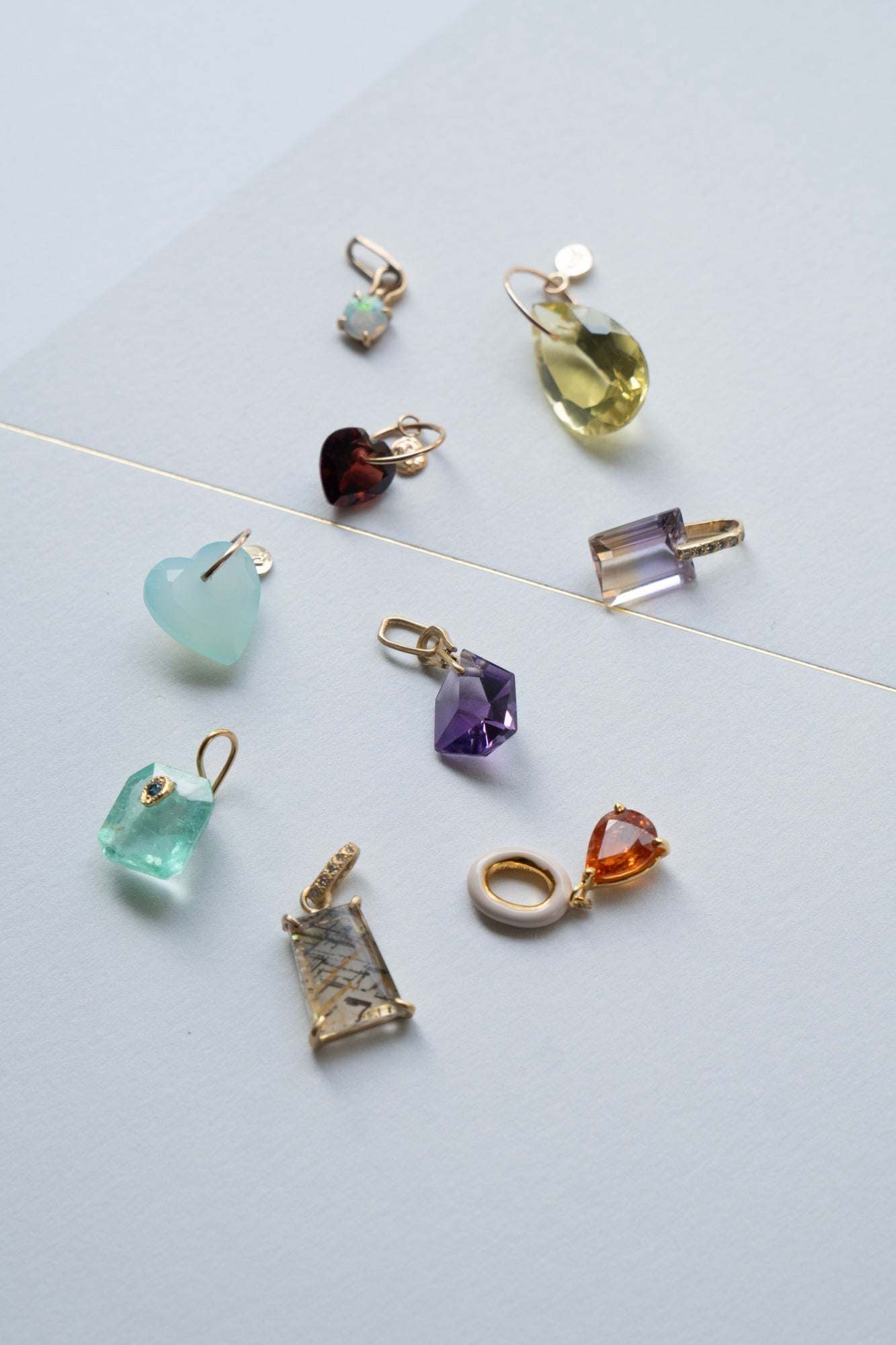 Charm & Pendant Top - Necklace