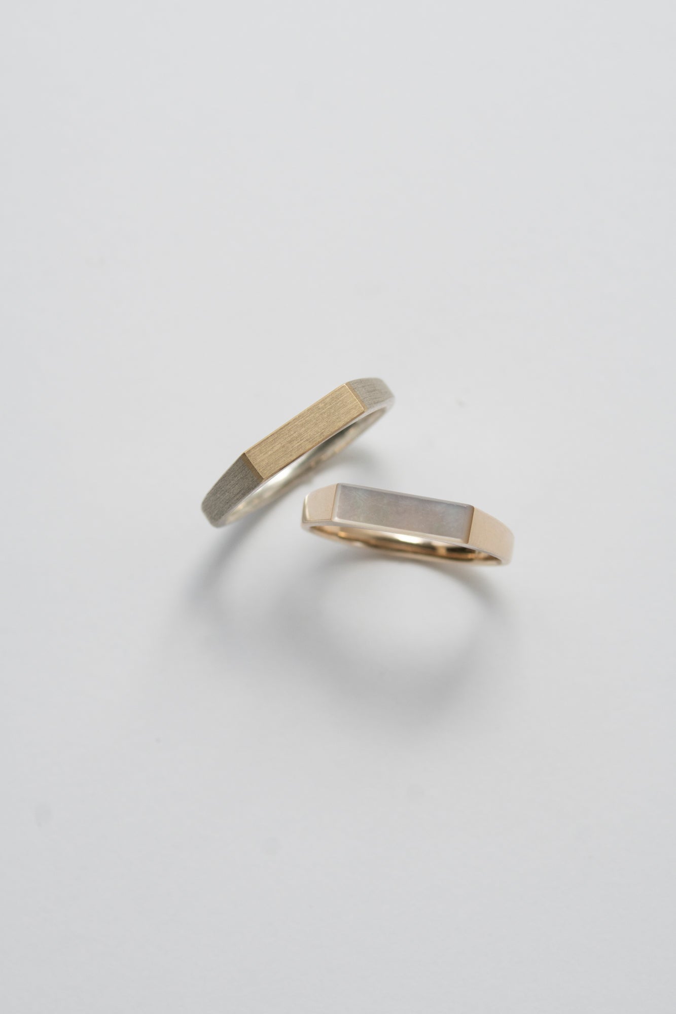 simmon SV & 10K SIGNET RING FLAT NARROW