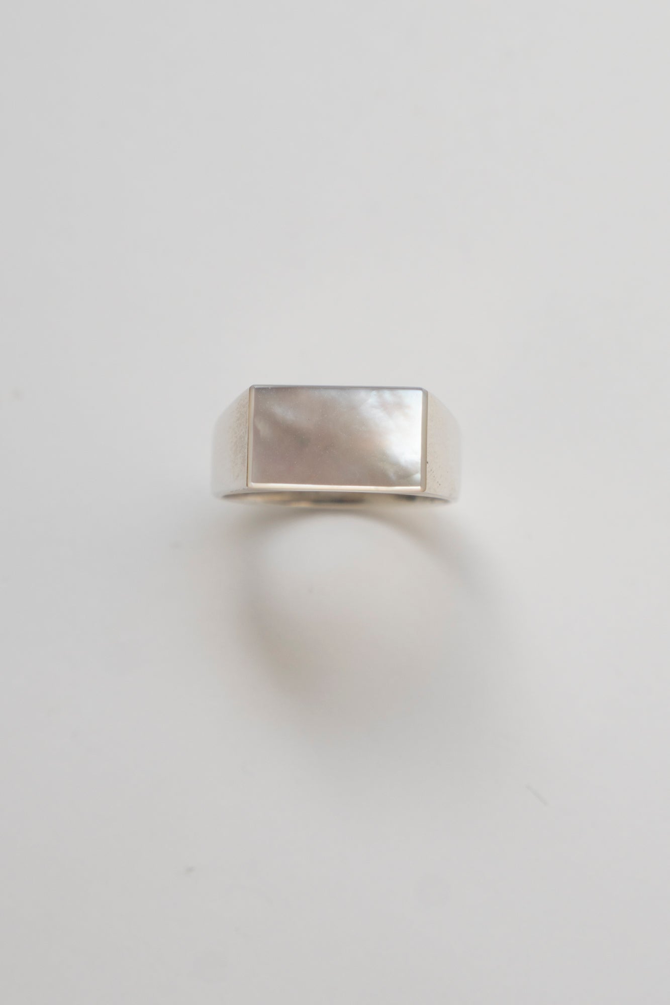 simmon SV & Rectangle Shell Signet Ring /Silver