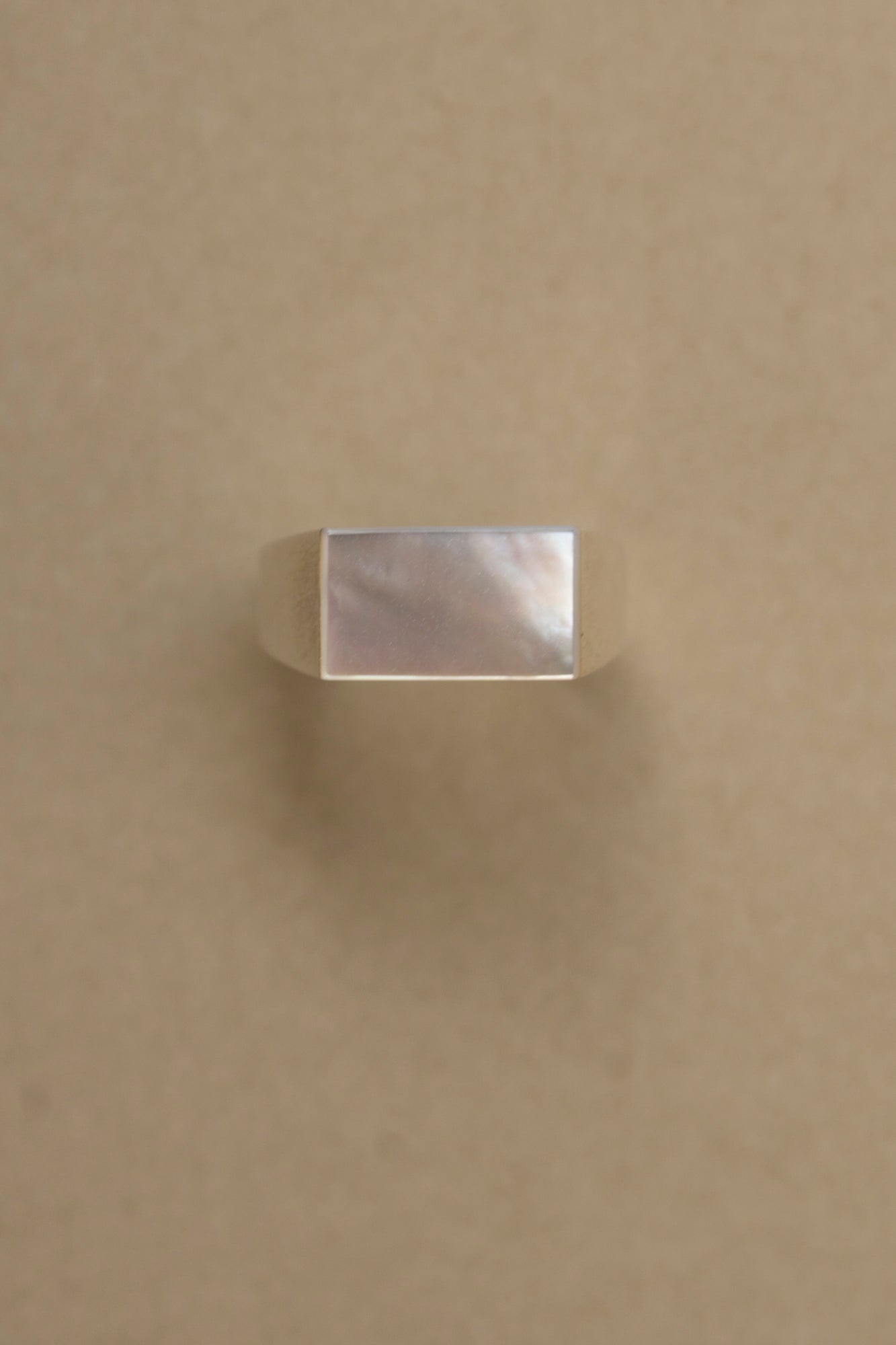 simmon SV & Rectangle Shell Signet Ring /Silver