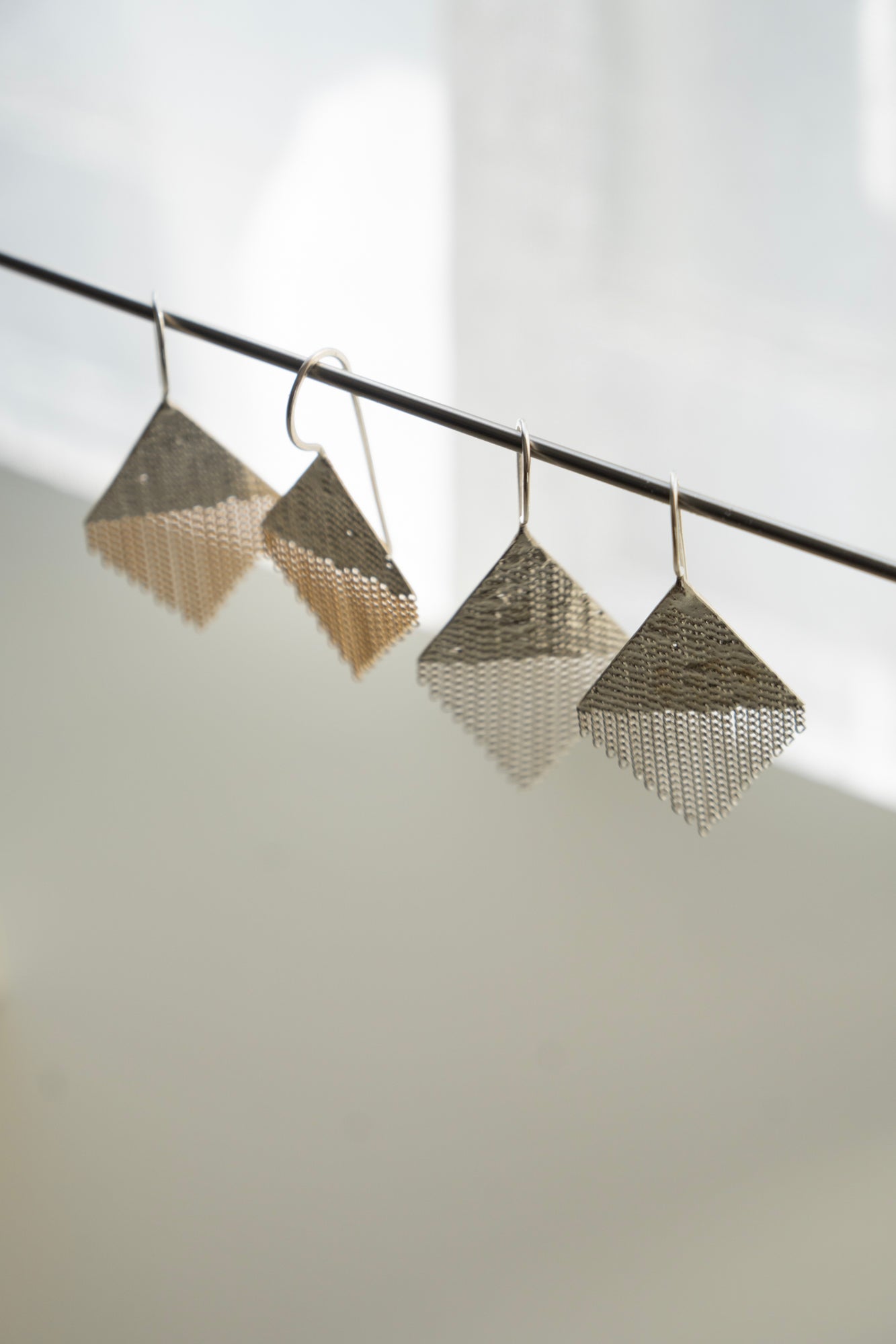 Hannah Keefe Small confetti pierced earrings /Silver