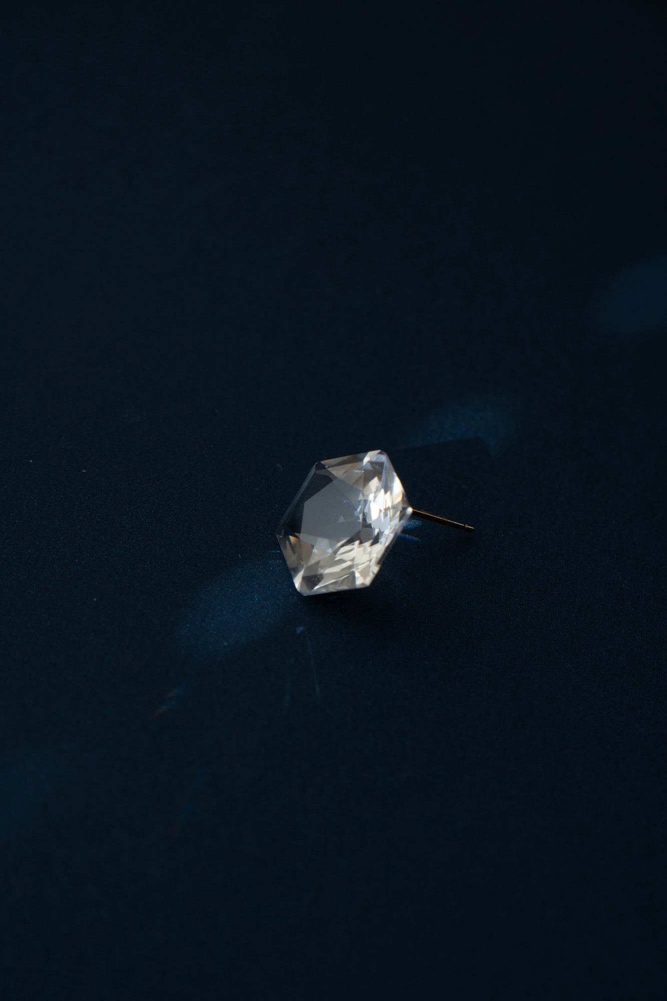 simmon Seta Hexagon quartz pierced earring M /K18
