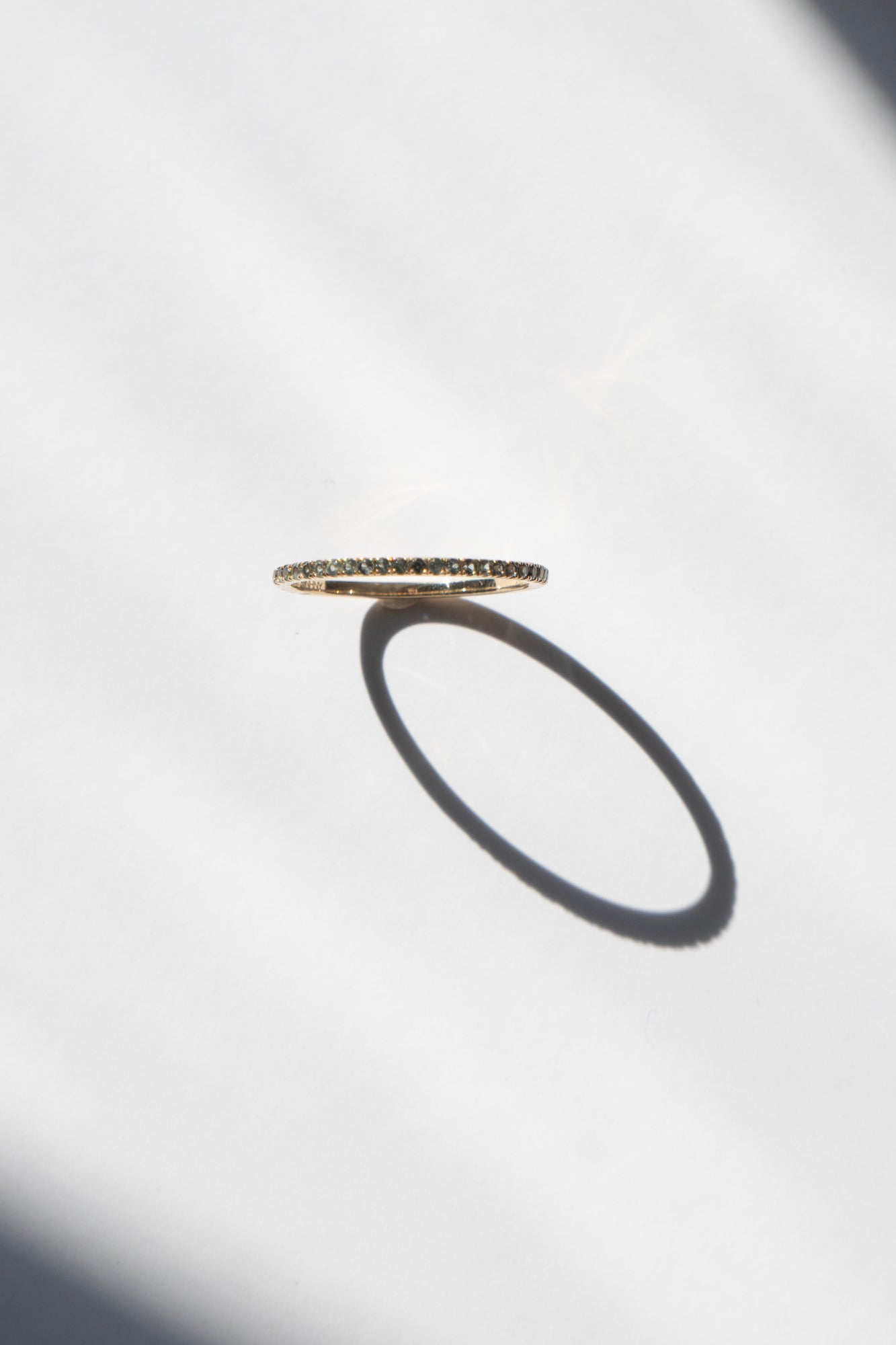 Half Eternity Ring Green Sapphire /K14