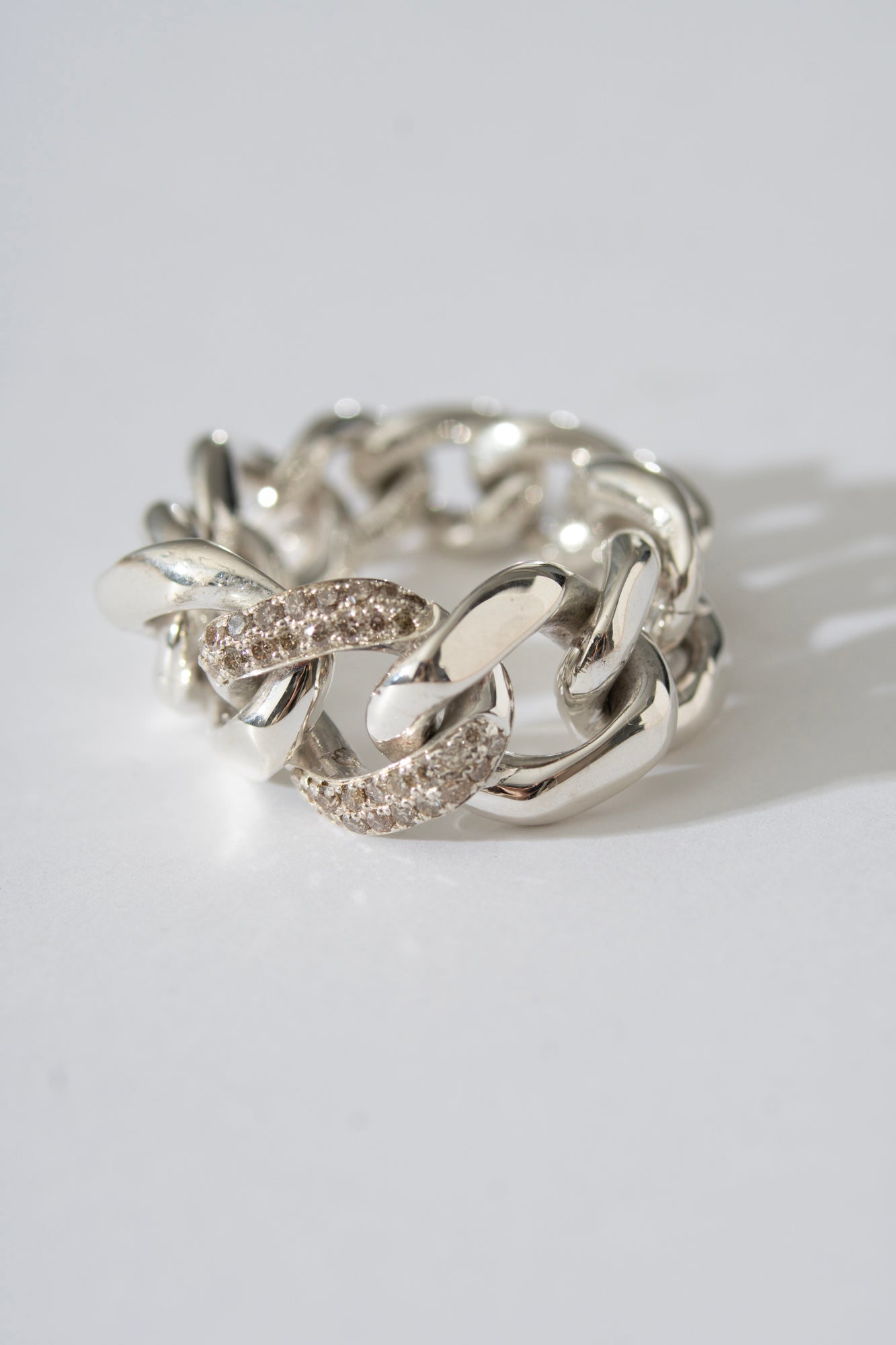 PALA Curb Chain Ring With Pave Diamond /SV