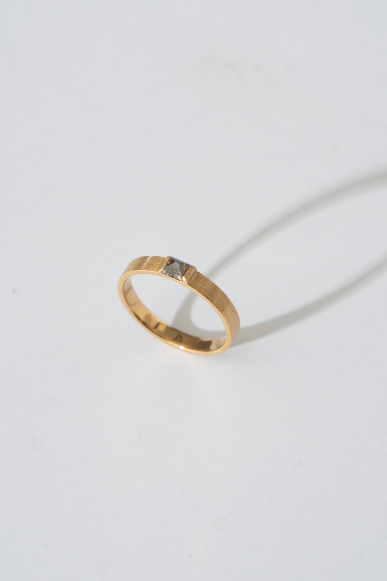 simmon Seta Rose Cut Square Diamond Flat Pinky Ring /K18