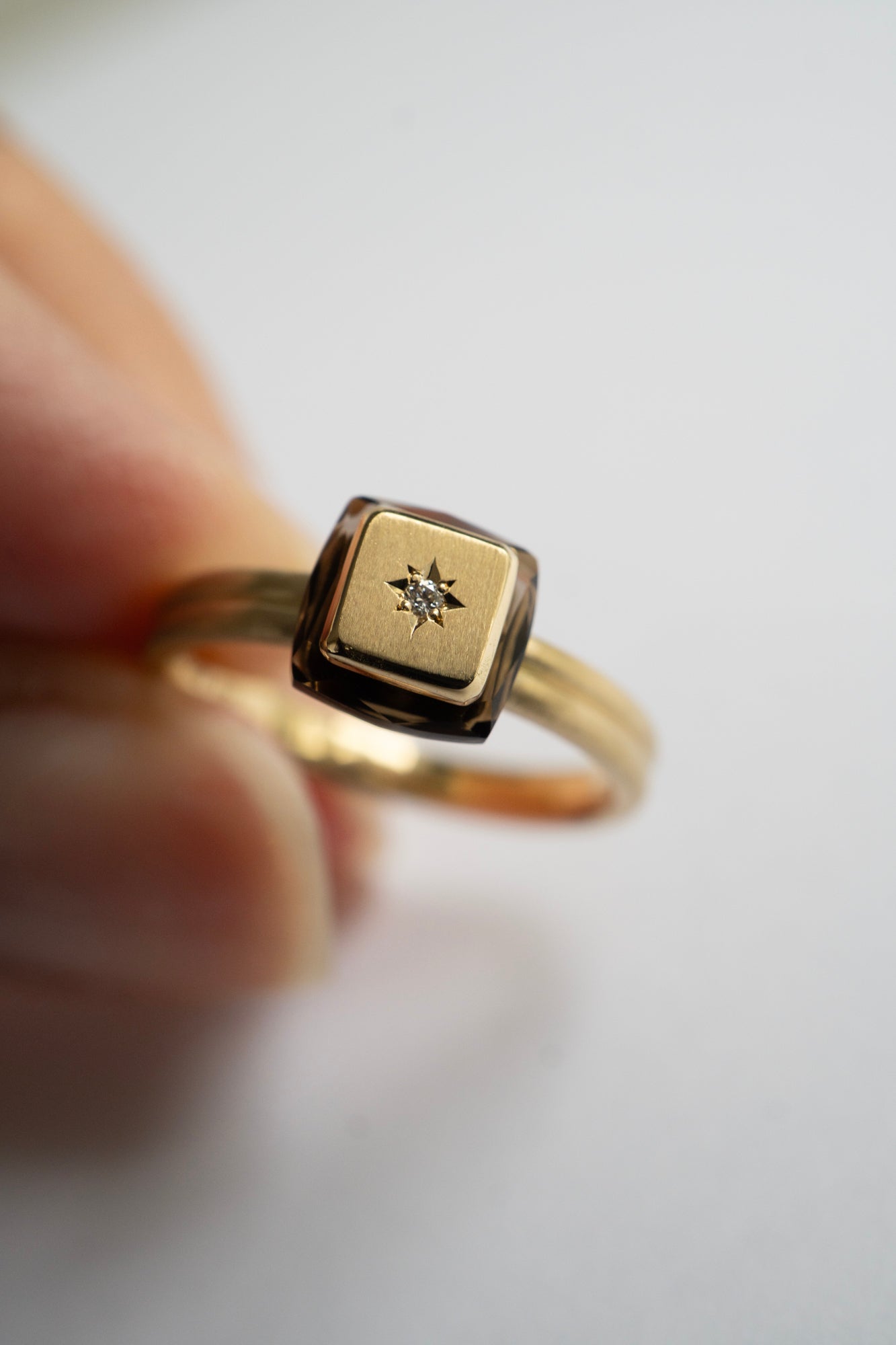 ALLIS Smoky Quartz Sand Diamond Ring /K18