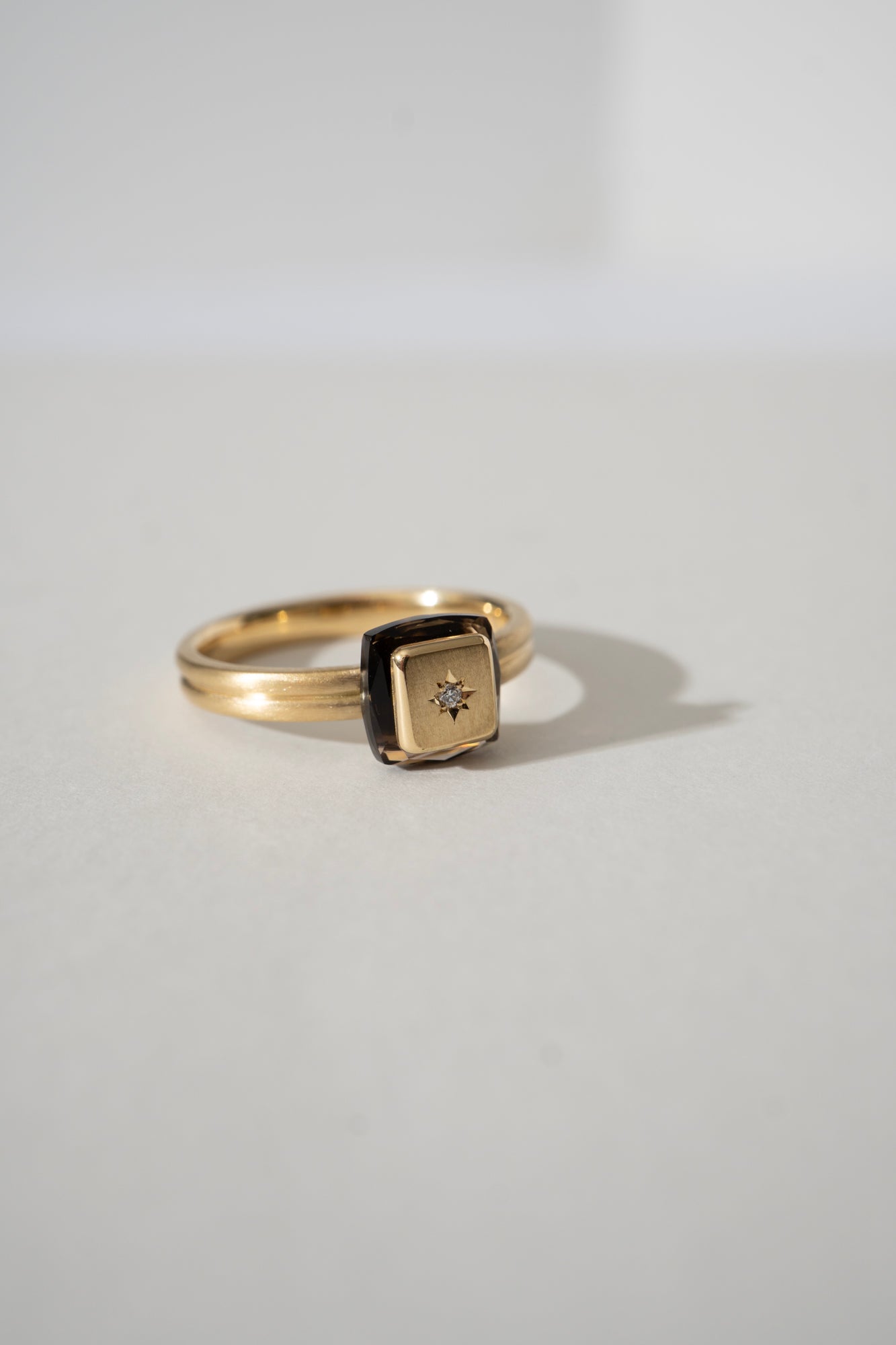 ALLIS Smoky Quartz Sand Diamond Ring /K18