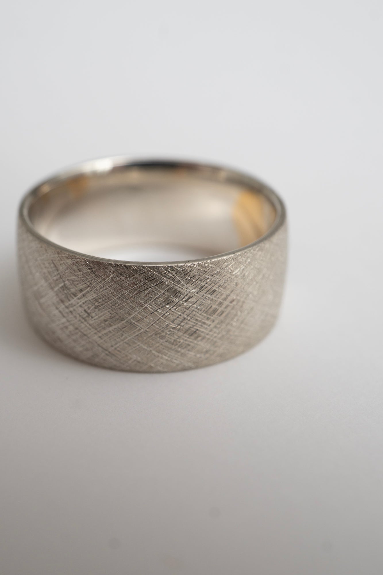 simmon Seta Salt & Pepper Diamond Bezel Flat Ring /SV900&PT100