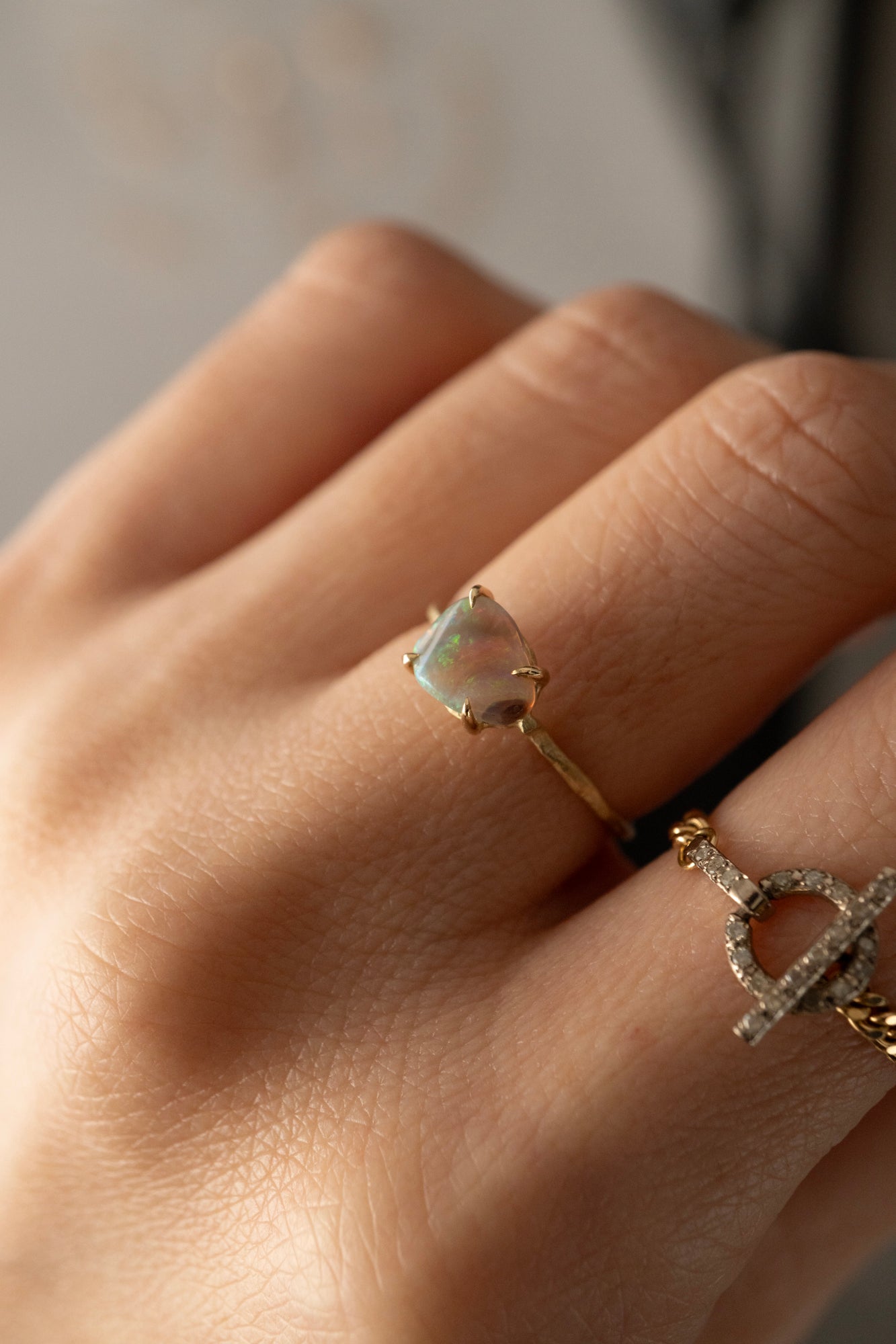 MONAKA jewellery flat stone Opal Ring /K14