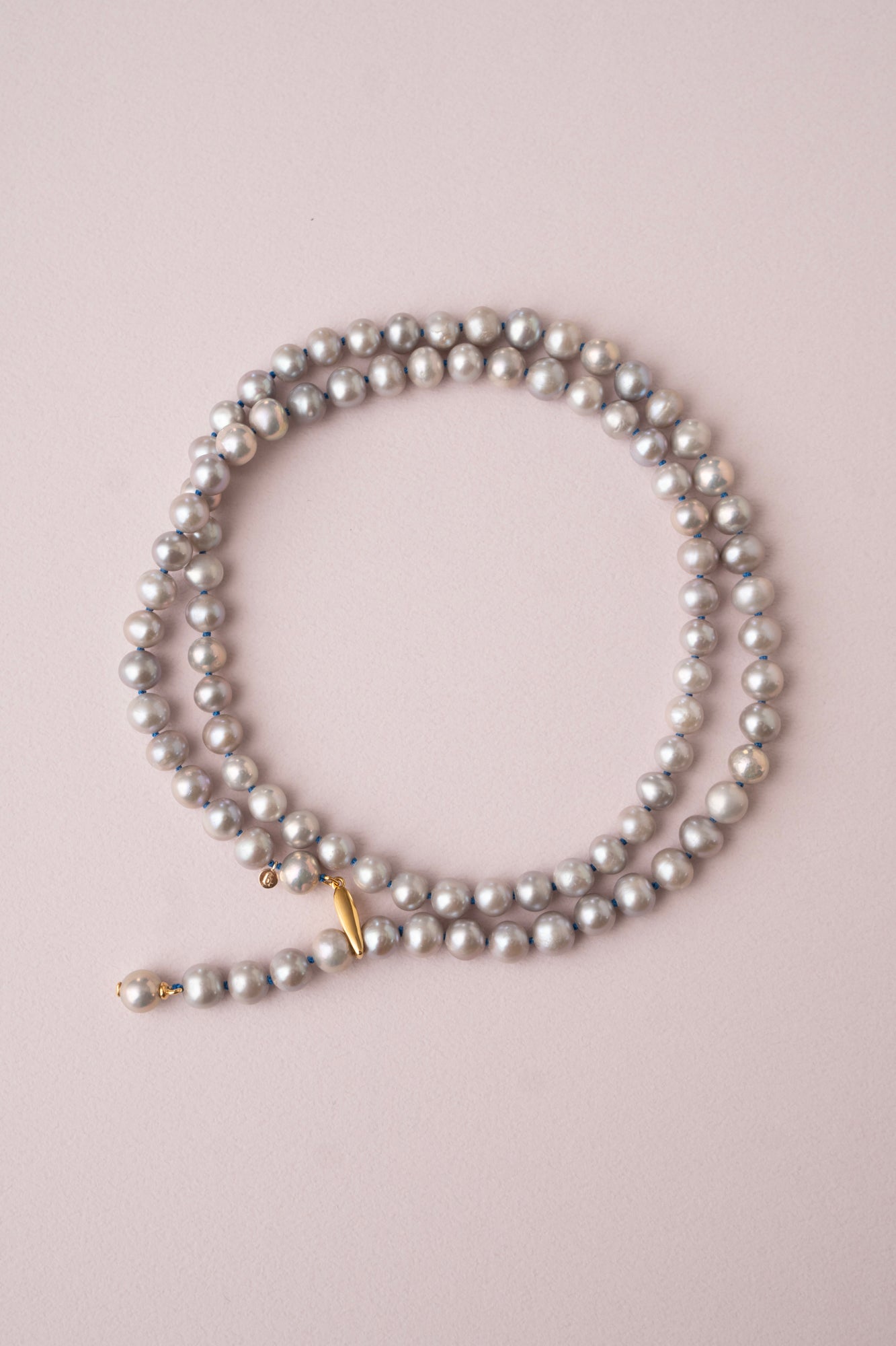 bohem All Knot Pearl Necklace Middle Long Gray