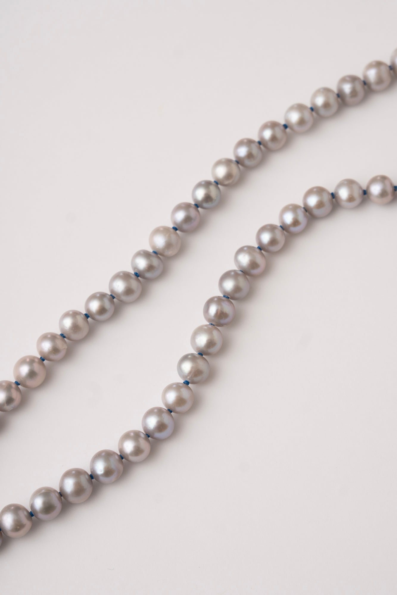 bohem All Knot Pearl Necklace Middle Long Gray