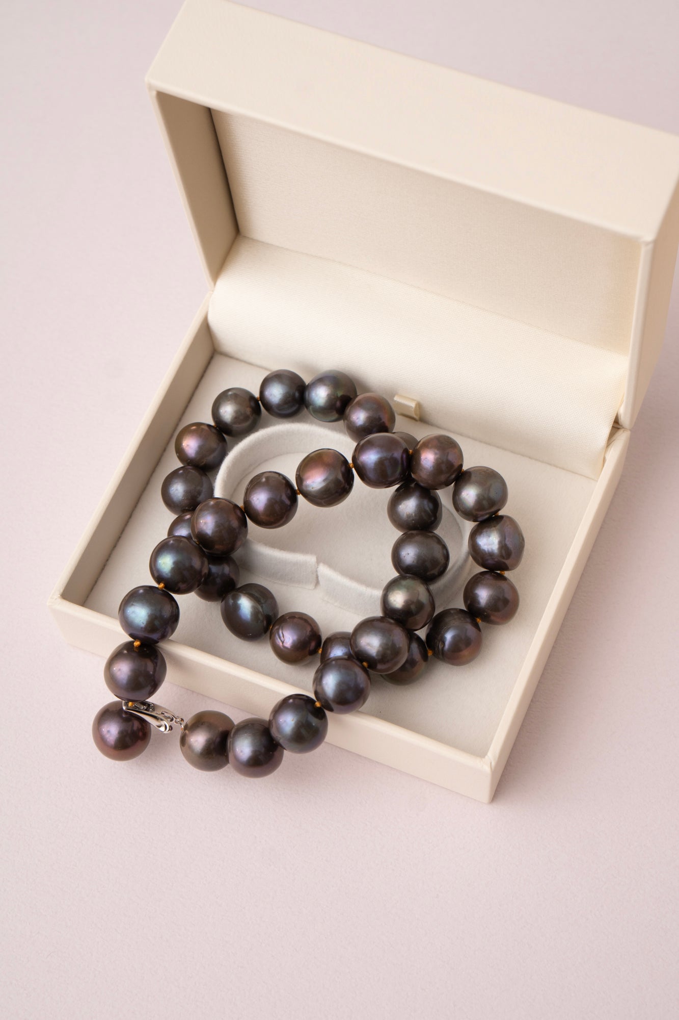 bohem All Knot Pearl Necklace Short BKBR