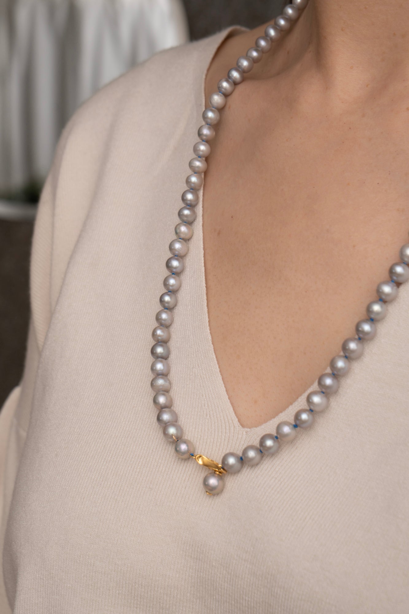 bohem All Knot Pearl Necklace Middle Long Gray
