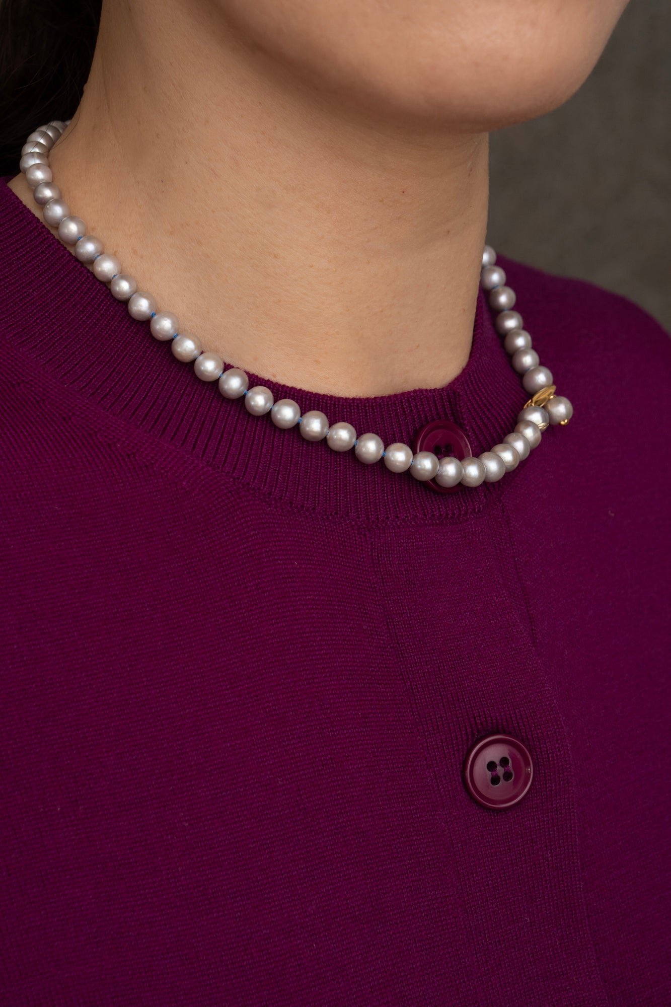 bohem All Knot Pearl Necklace Short Gray