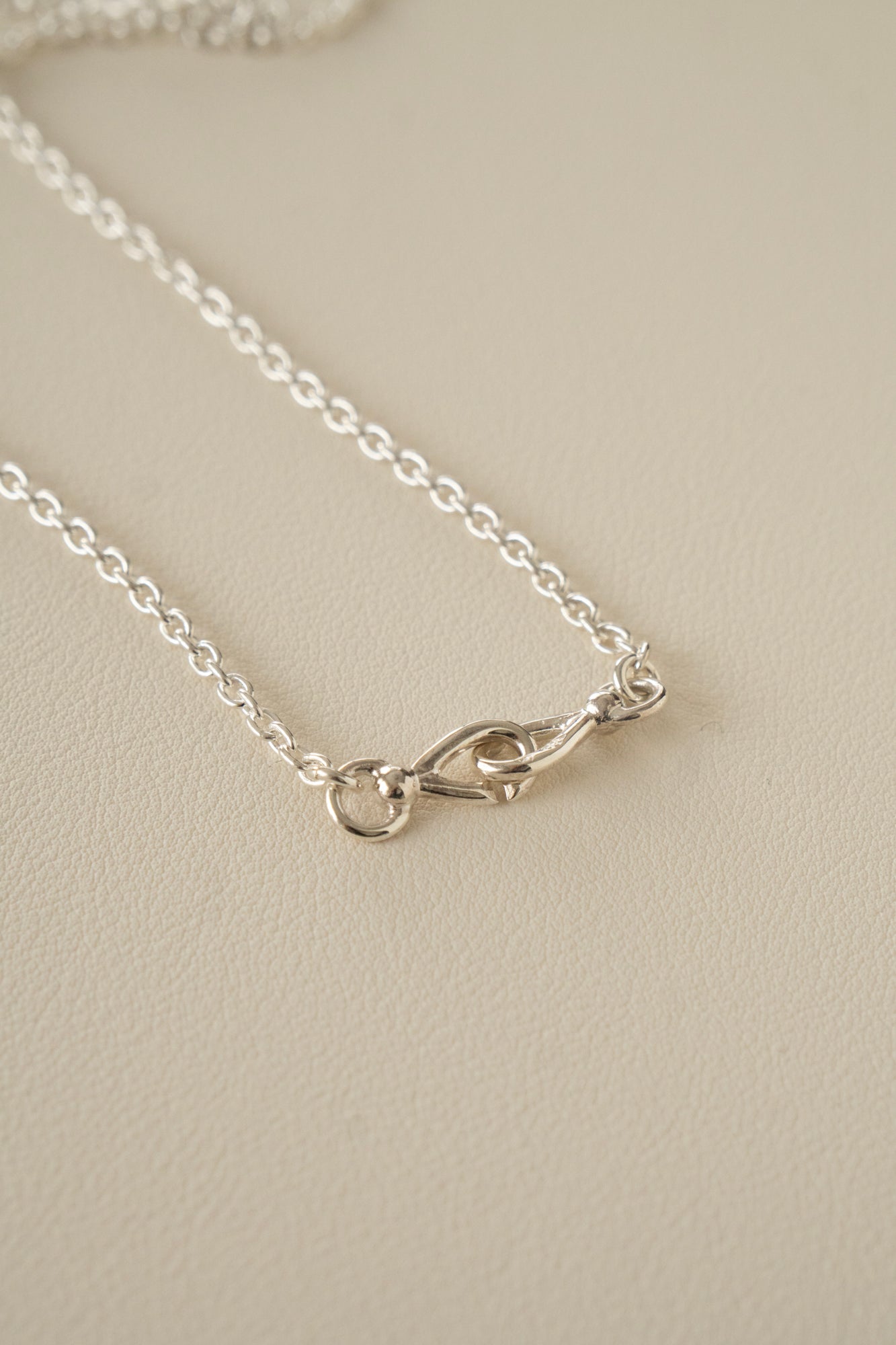 WAKAN SILVER SMITH Spirit Horse shoe Necklace Single /Silver