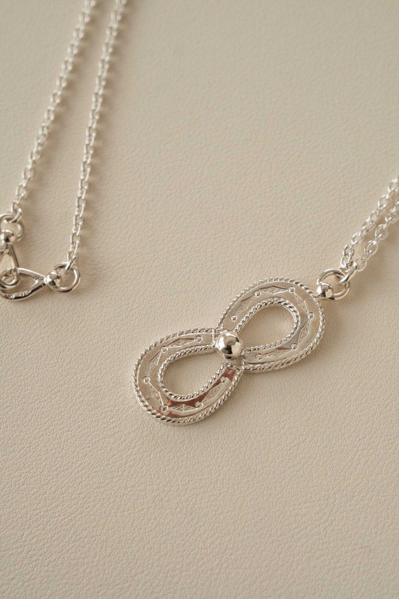 WAKAN SILVER SMITH Spirit Horse shoe Necklace Double /Silver