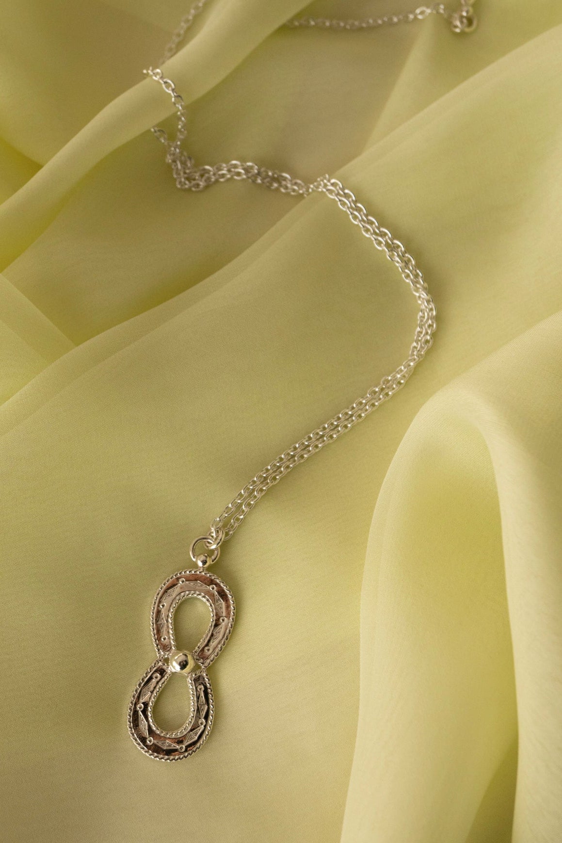 WAKAN SILVER SMITH Spirit Horse shoe Necklace Double /Silver