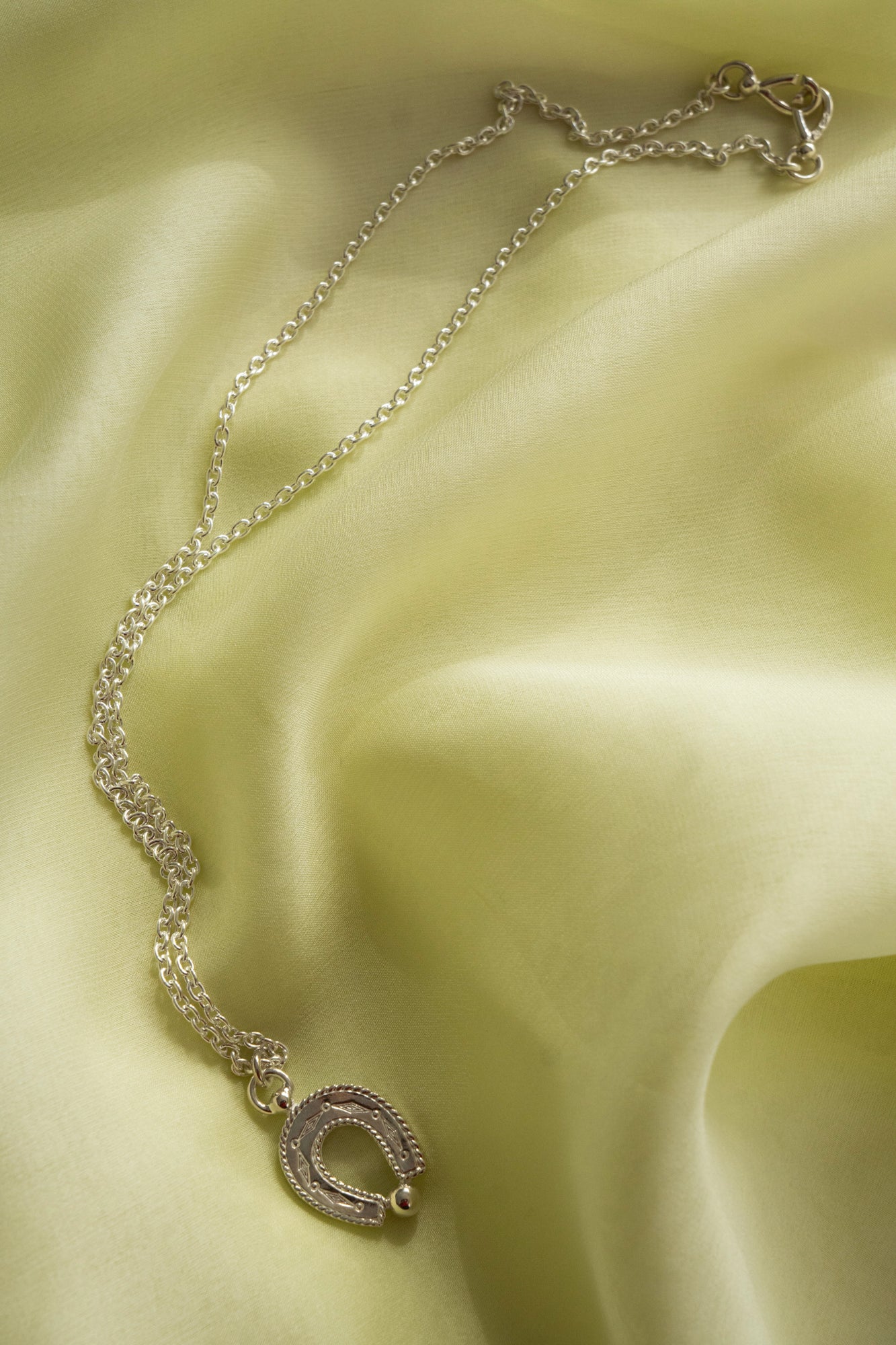 WAKAN SILVER SMITH Spirit Horse shoe Necklace Single /Silver