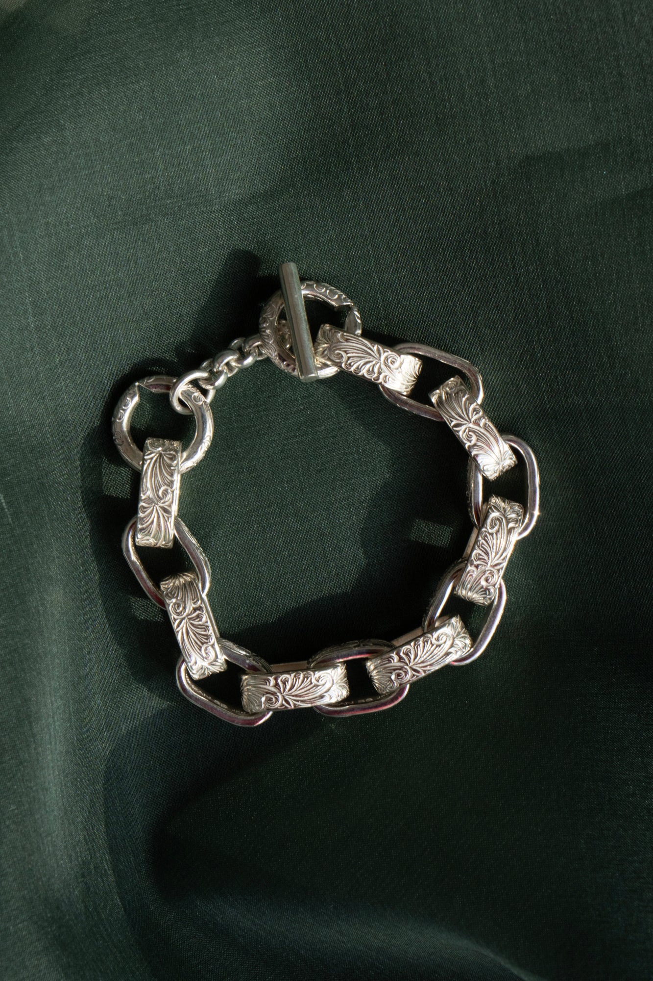 WAKAN SILVER SMITH Arabesque Hopi Chain Bracelet / Silver