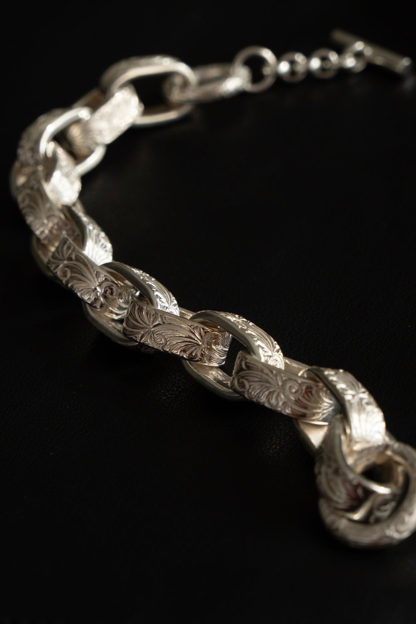 WAKAN SILVER SMITH Arabesque Hopi Chain Bracelet / Silver