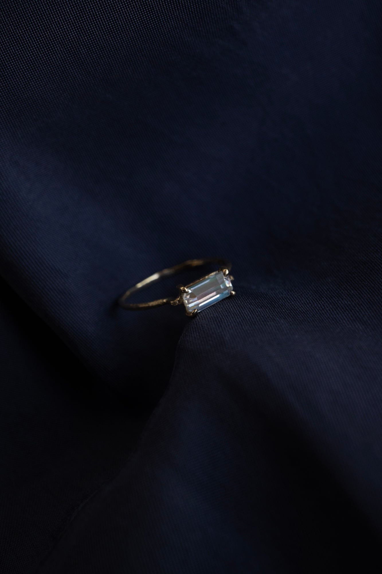 MONAKA jewellery Flat Rainbow Moonstone Ring /K14