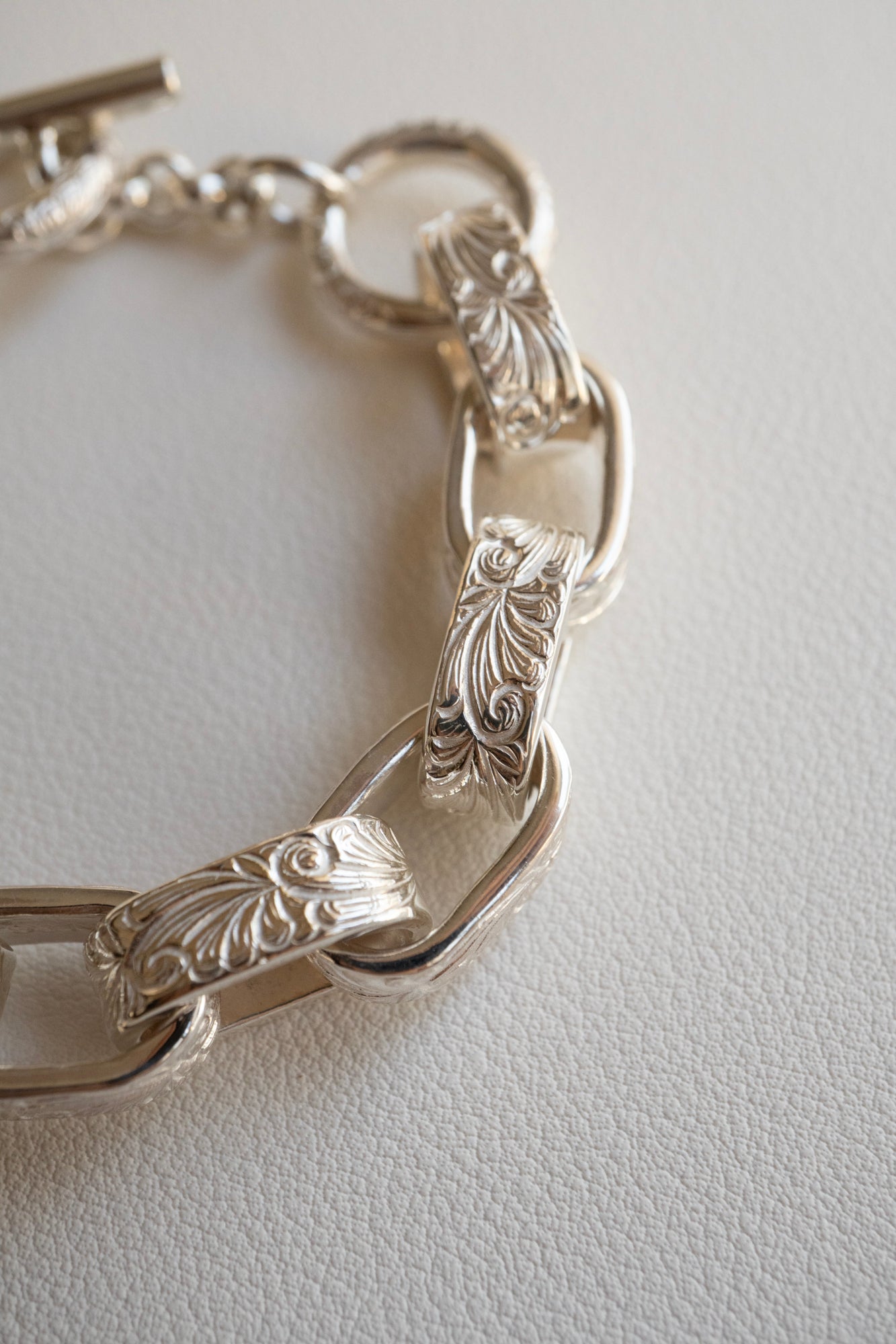 WAKAN SILVER SMITH Arabesque Hopi Chain Bracelet /Silver