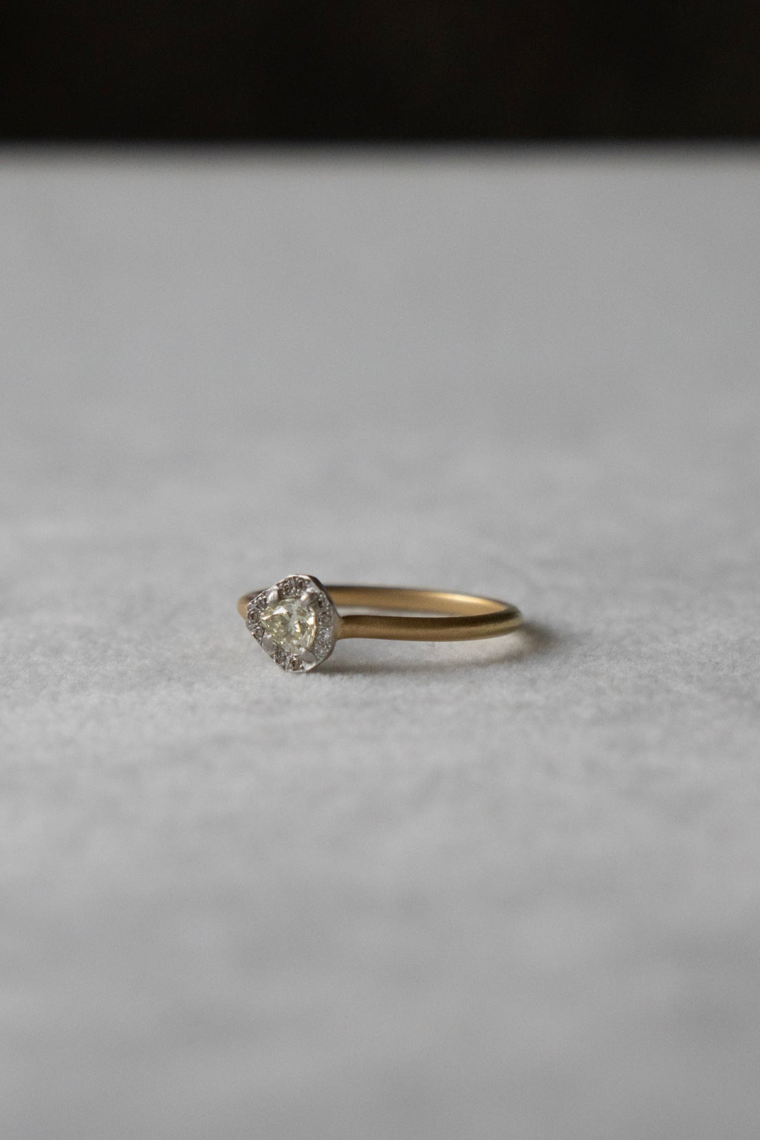 MONAKA jewellery Rinne Old Cut Pear Shape Light Yellow Diamond Ring /K18&PT900