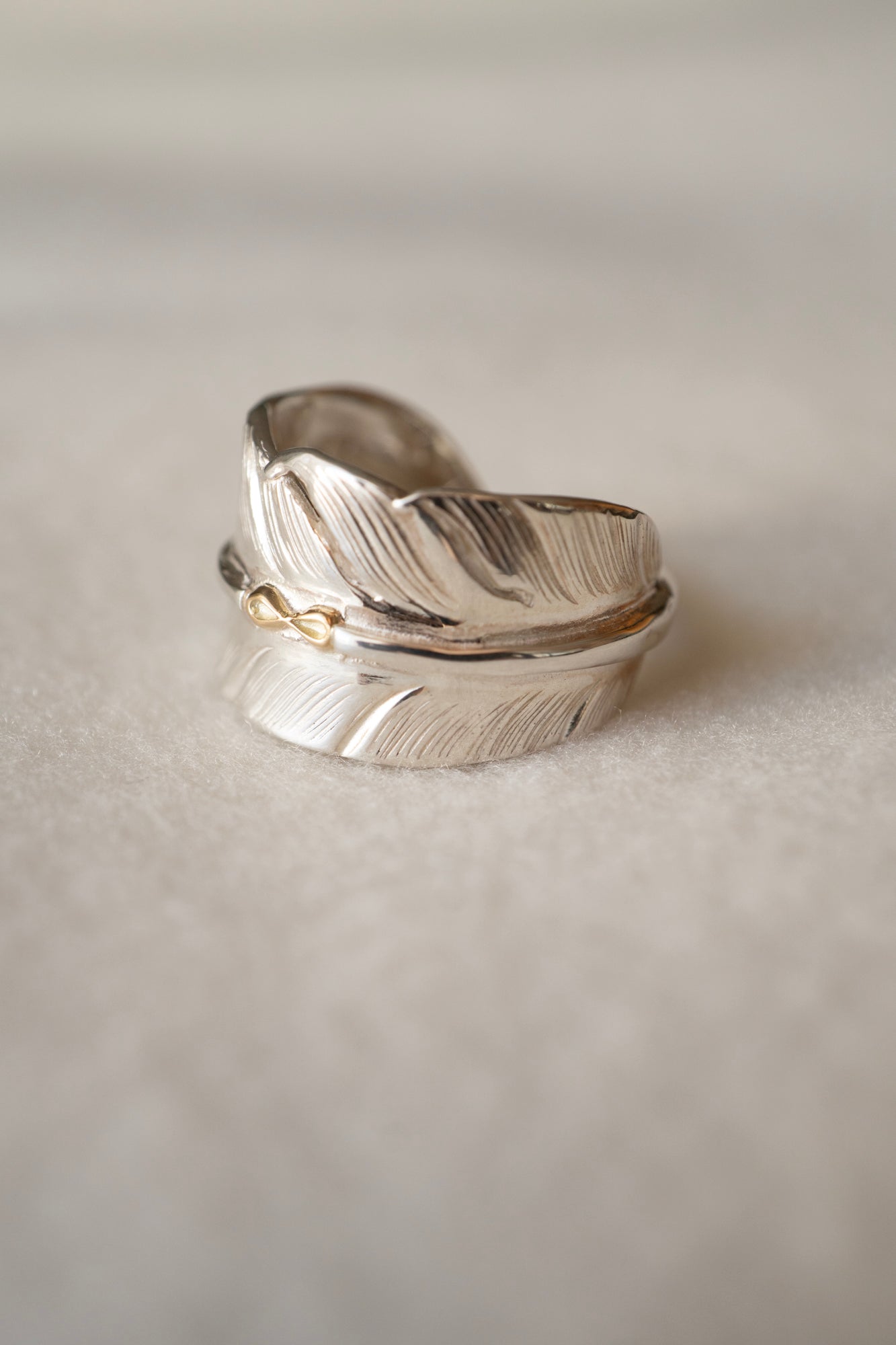 WAKAN SILVER SMITH K18 Mark Feather Stamp Ring /Silver