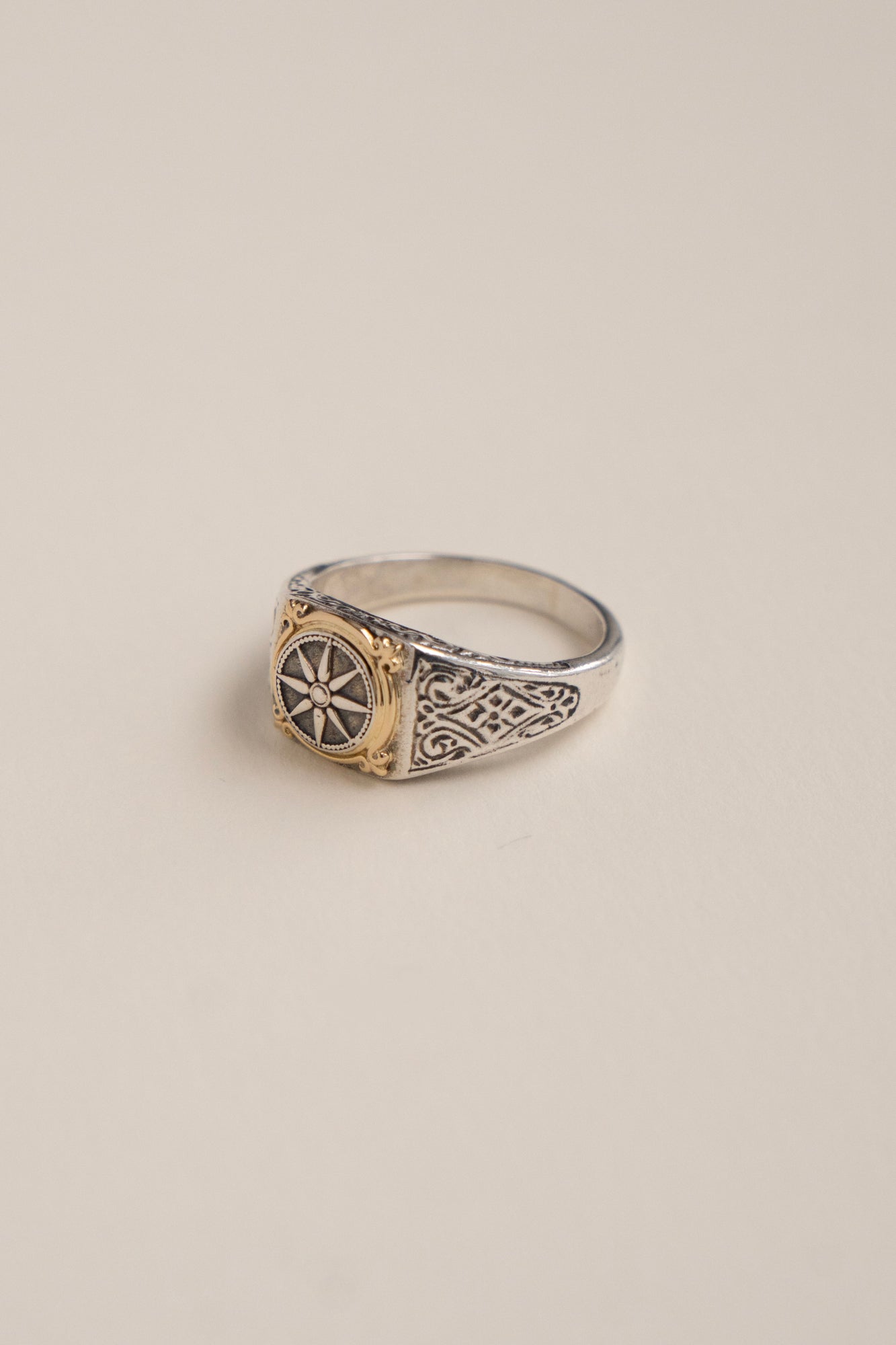 Gerochristo Mini Vergina Square Ring /Silver&K18