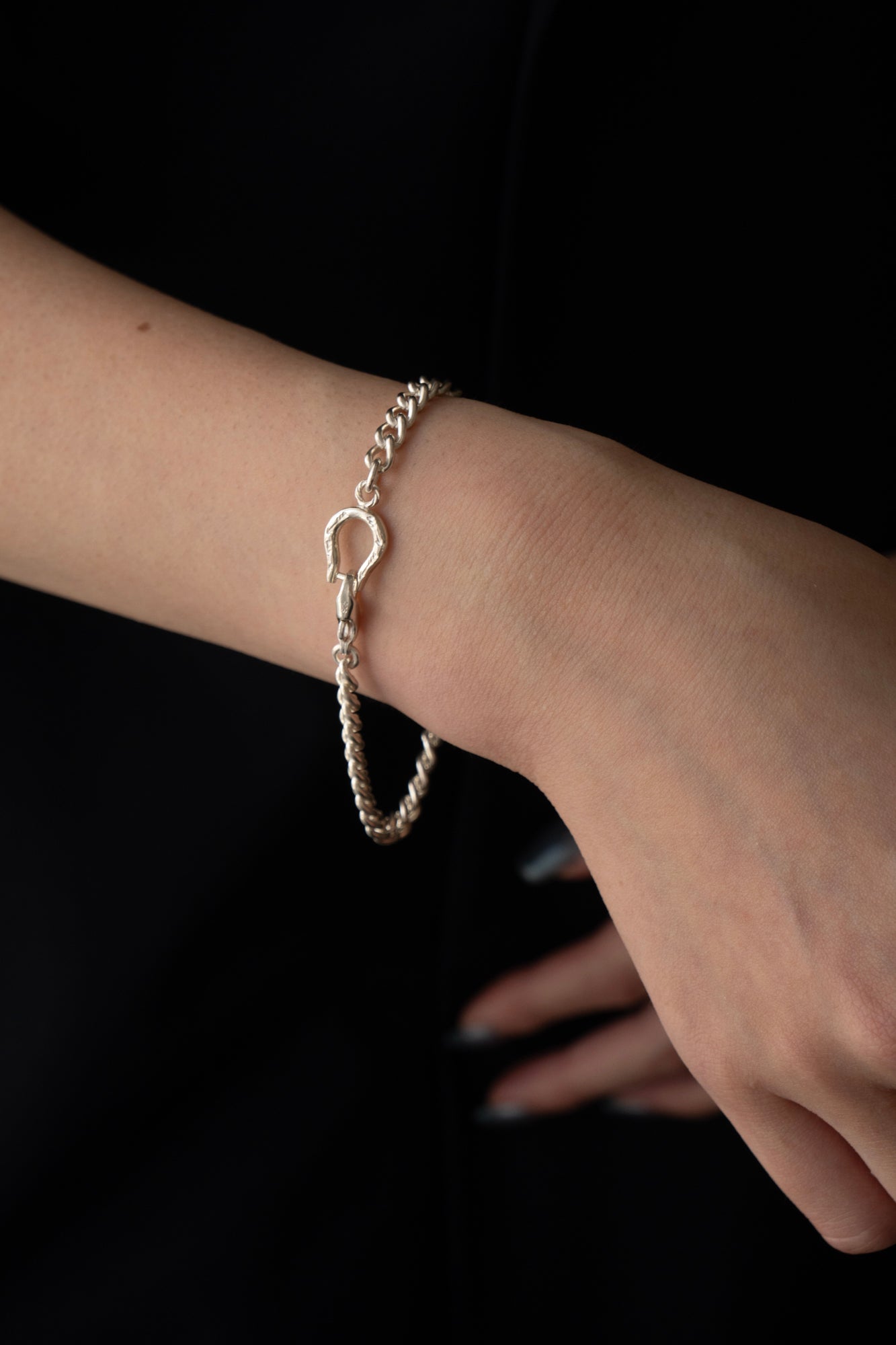 WAKAN SILVER SMITH Horse Shoe Gourmette Bracelet /Silver