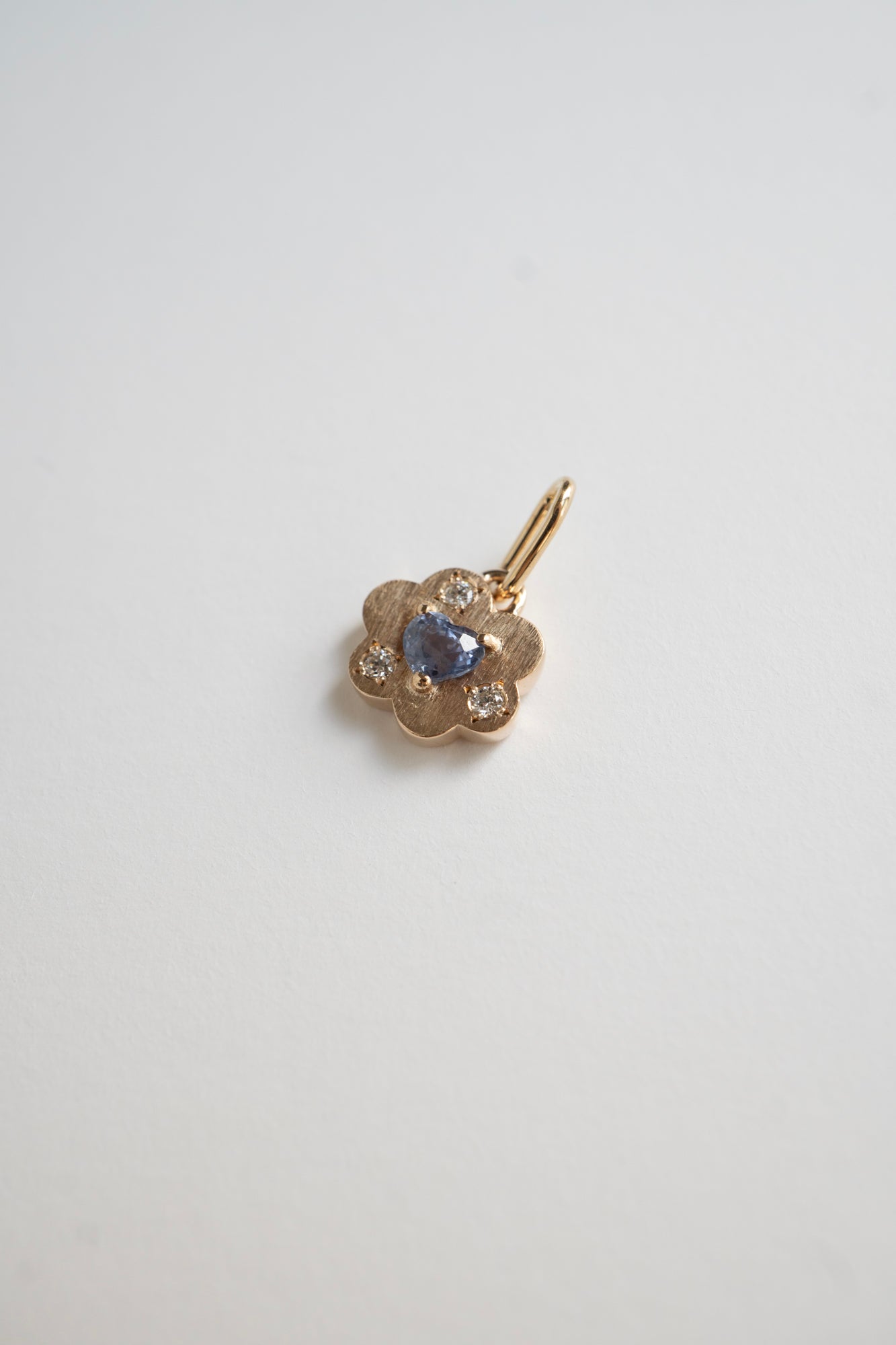 bohem Cotton Flower Charm Top Blue Sapphire /K10