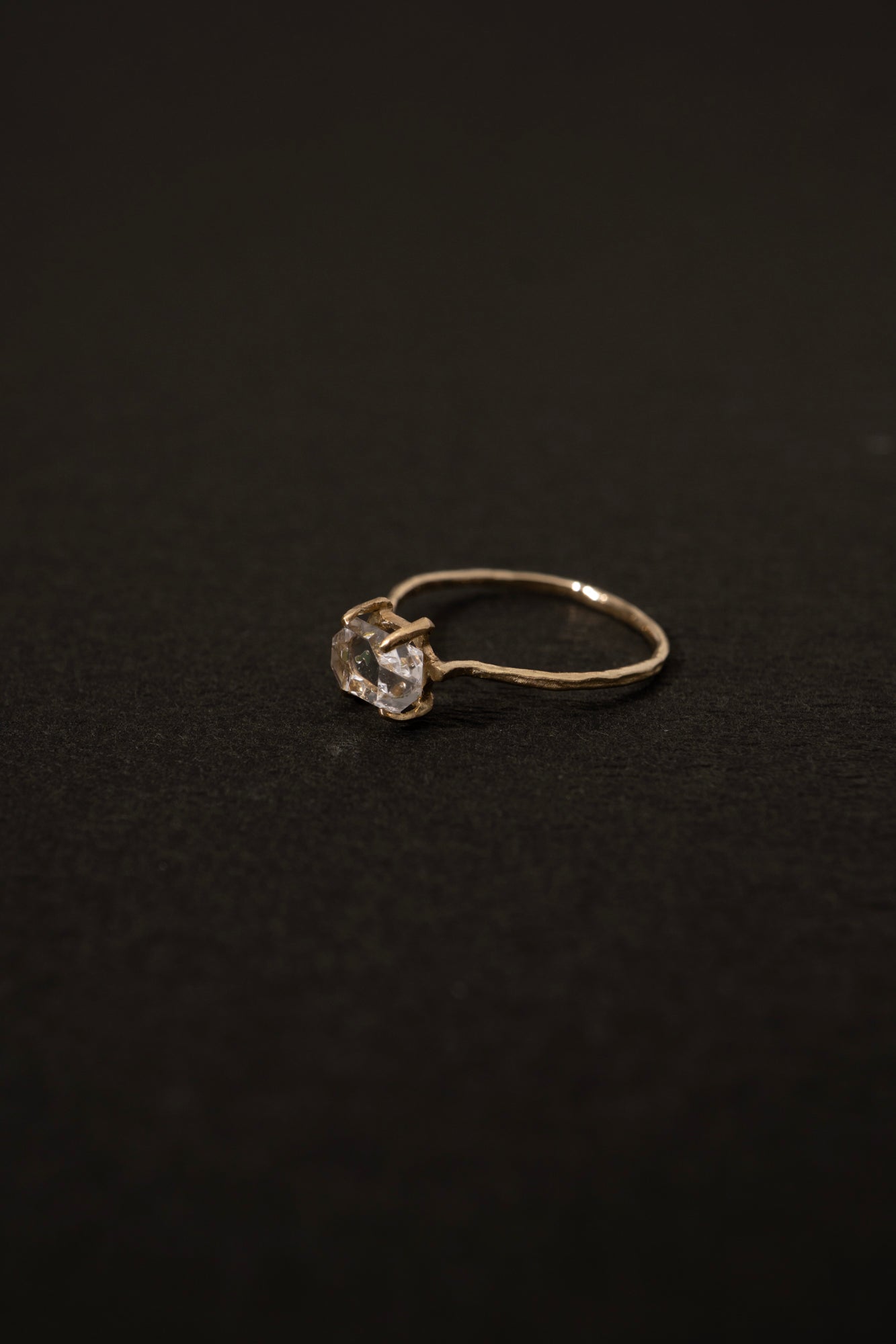 MONAKA jewellery Petroleum in Quartz Ring /K14