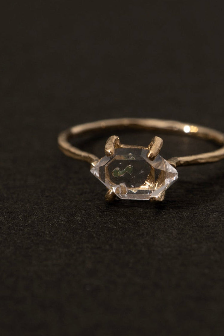 MONAKA jewellery Petroleum in Quartz Ring /K14