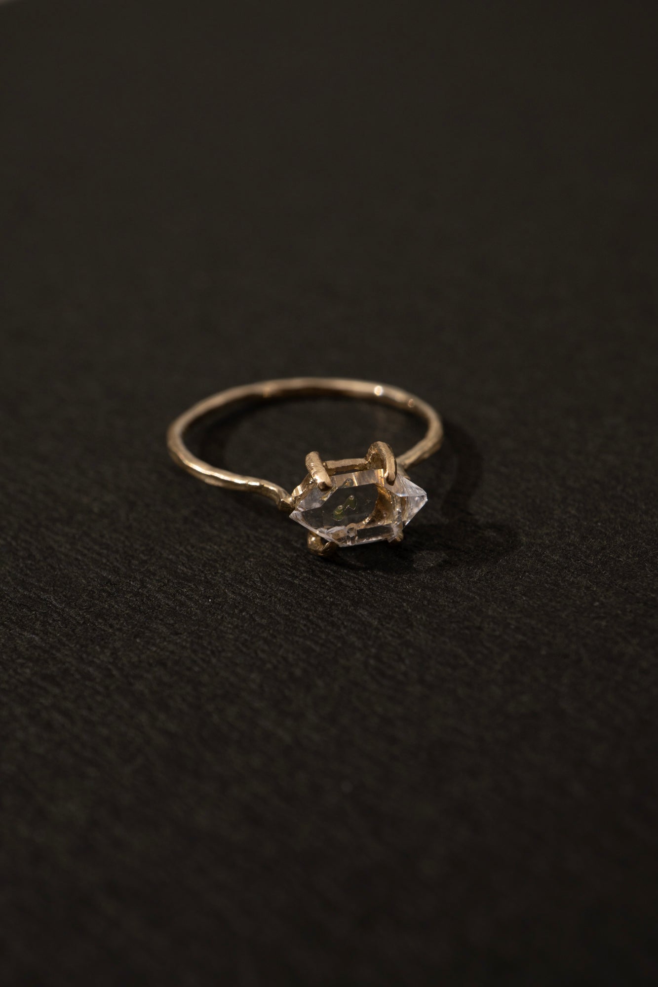 MONAKA jewellery Petroleum in Quartz Ring /K14