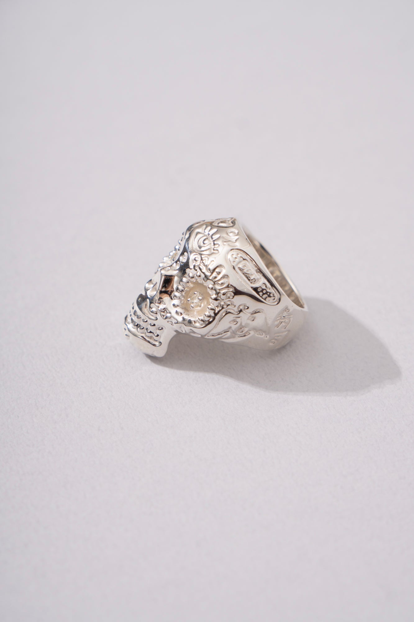 PALA Sweet Sugar Skull Ring With Diamond /Silver