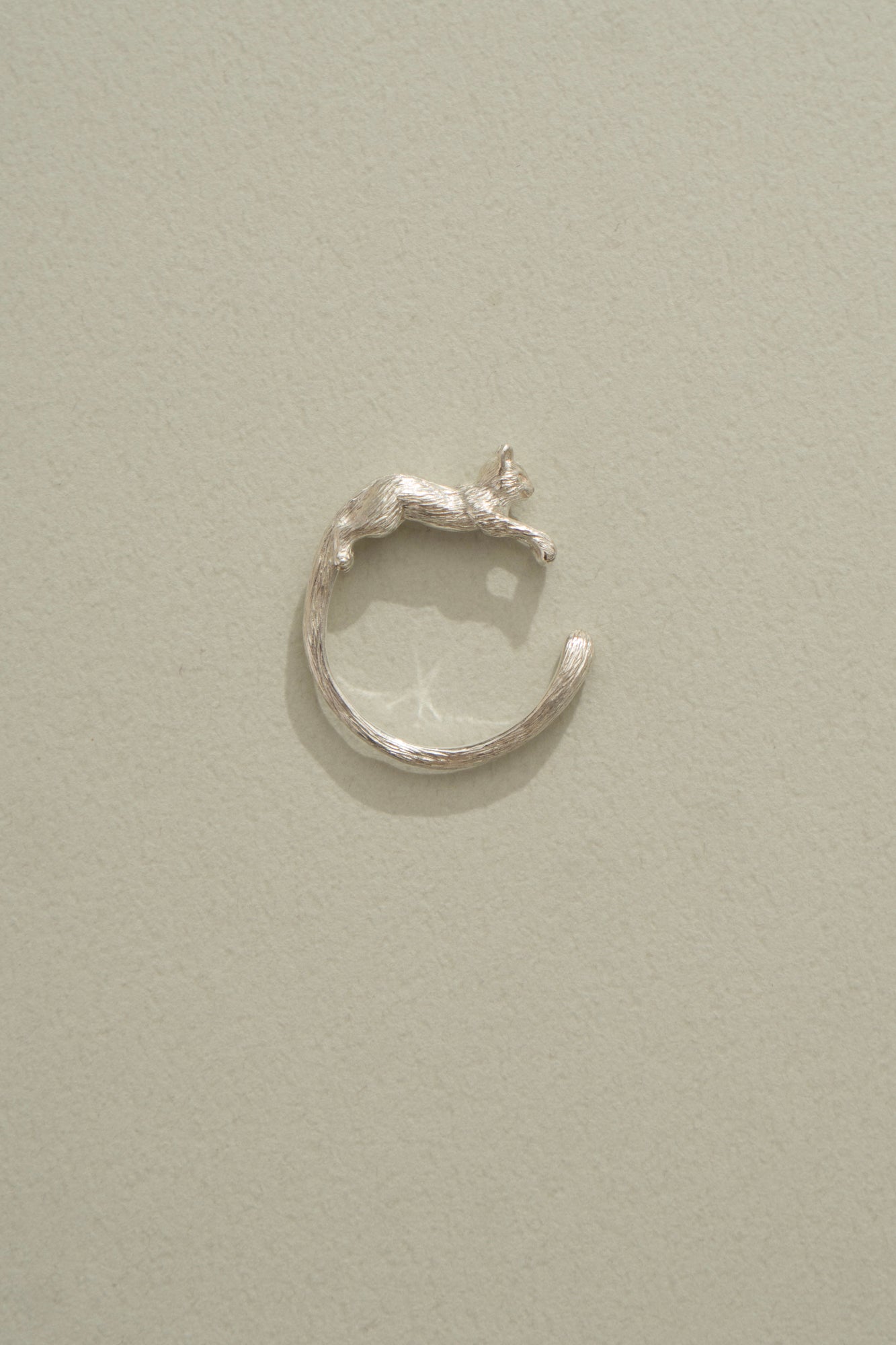 simmon Cat & Diamond Ring / Silver