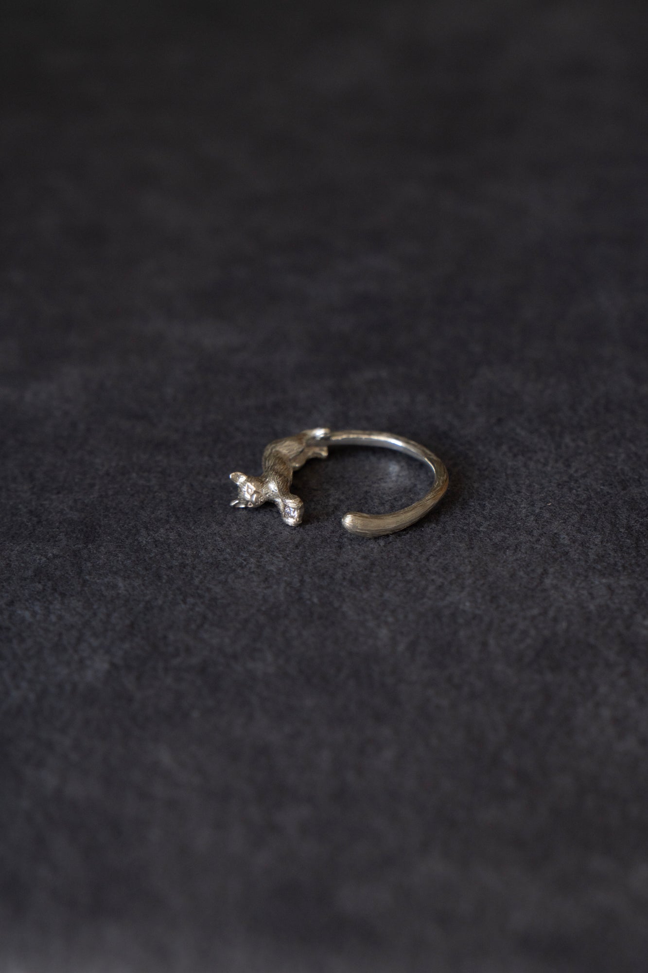 simmon Cat & Diamond Ring / Silver
