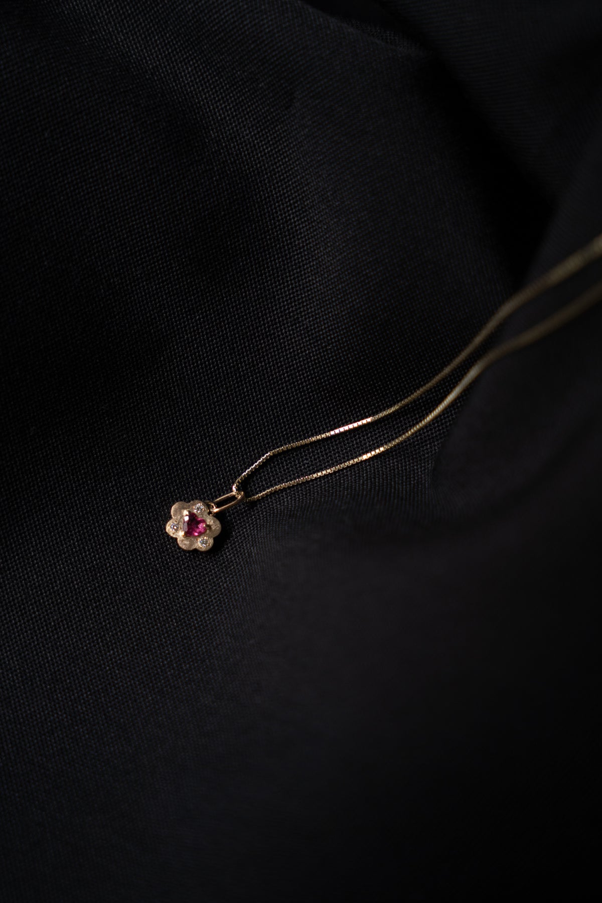 bohem Cotton Flower Charm Top Heart Rubellite Tourmaline /K10