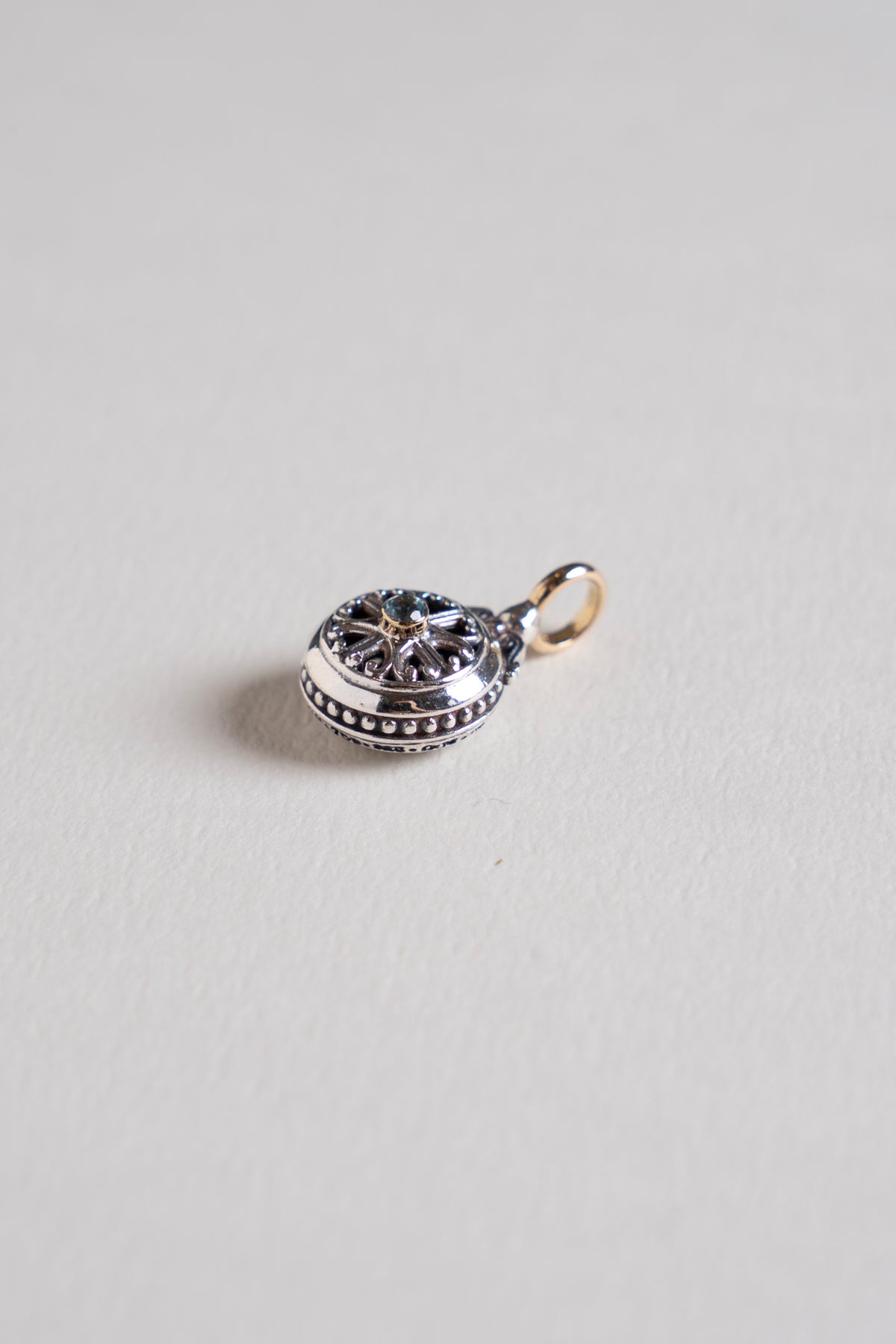 GEROCHRISTO Roxana Round Charm Top Blue Topaz /K18&Silver