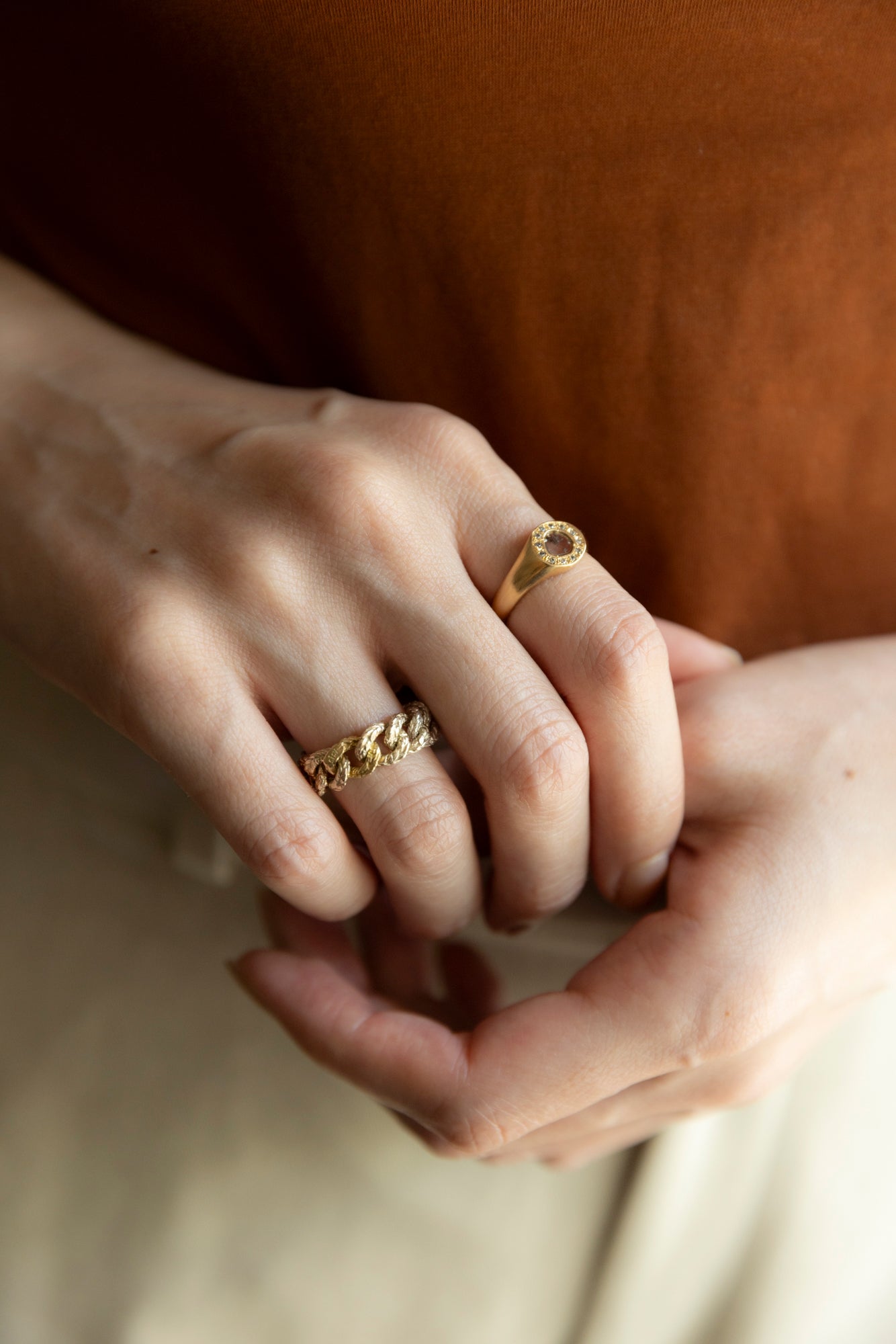 simmon Knit Chain Ring Wide Aurora /SV&K10&K18