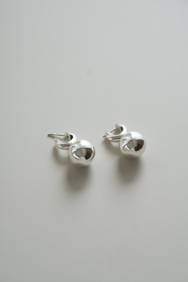 ANNIKAINEZ Pivot Sphere Hoop Pierced Earrings SML/SV