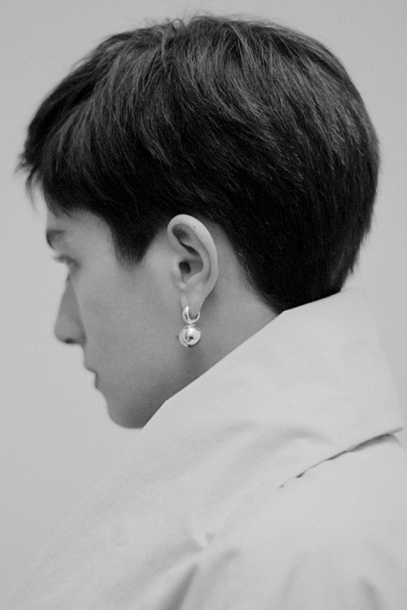 ANNIKAINEZ Pivot Sphere Hoop Pierced Earrings SML/SV