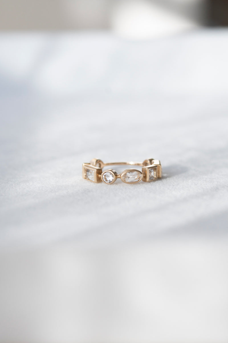 bohem Queen collection White topaz eternity ring /K10