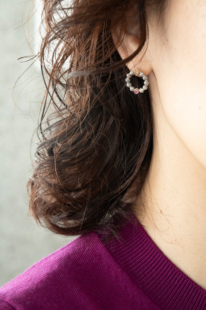 Gerochristo Garden Shadows Circle Stud Earrings Ruby /SV&K18