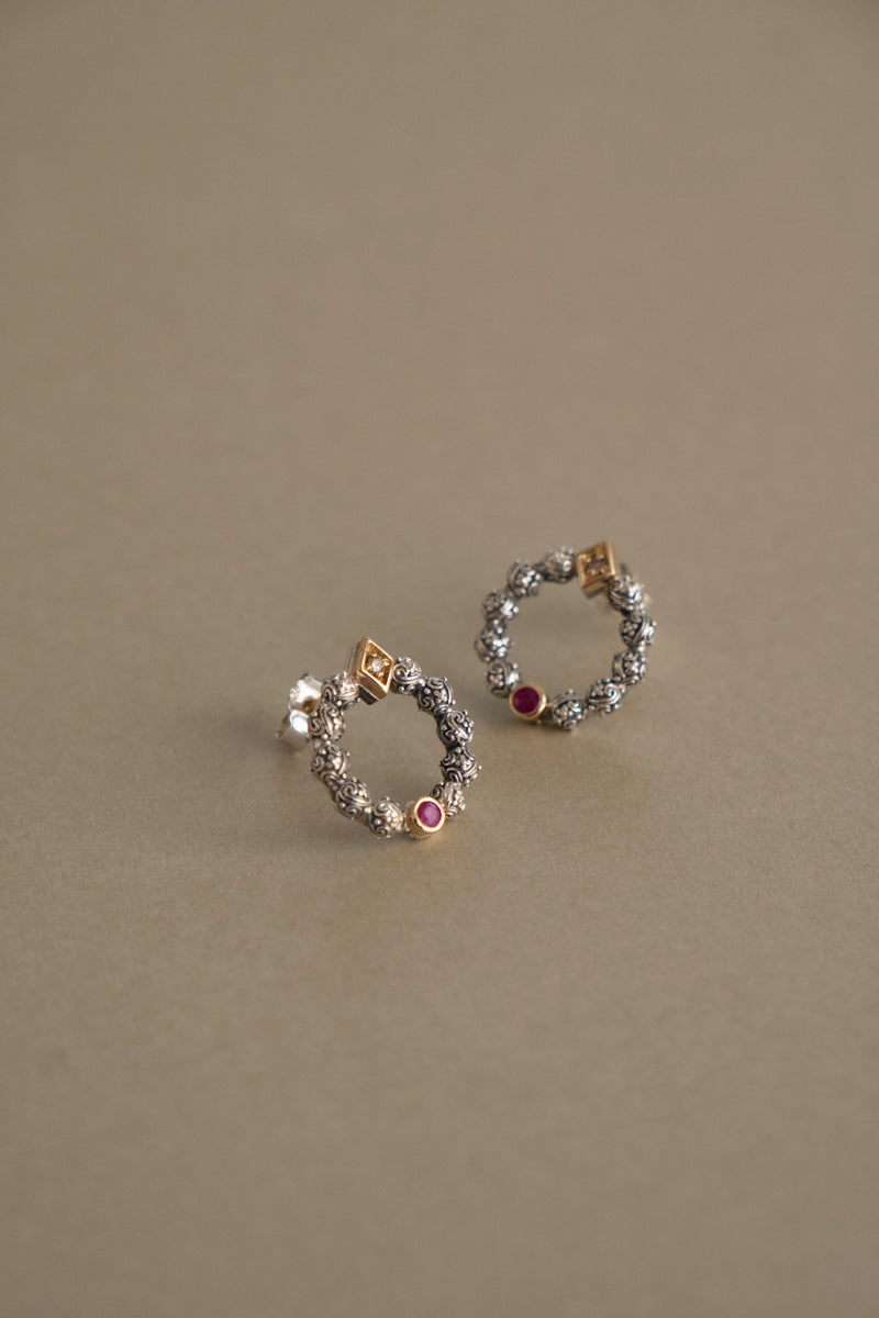 Gerochristo Garden Shadows Circle Stud Earrings Ruby /SV&K18