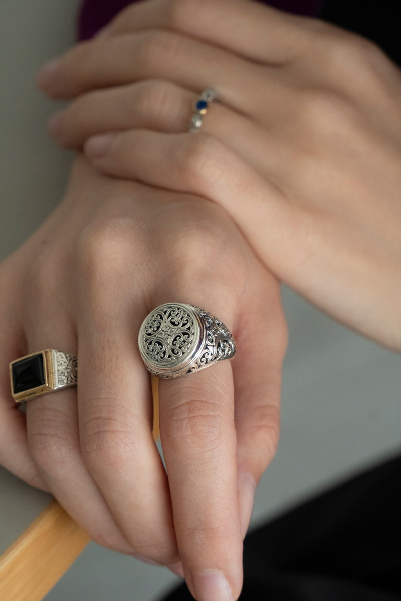 Gerochristo Classic Signet Ring Onyx /Silver&K18