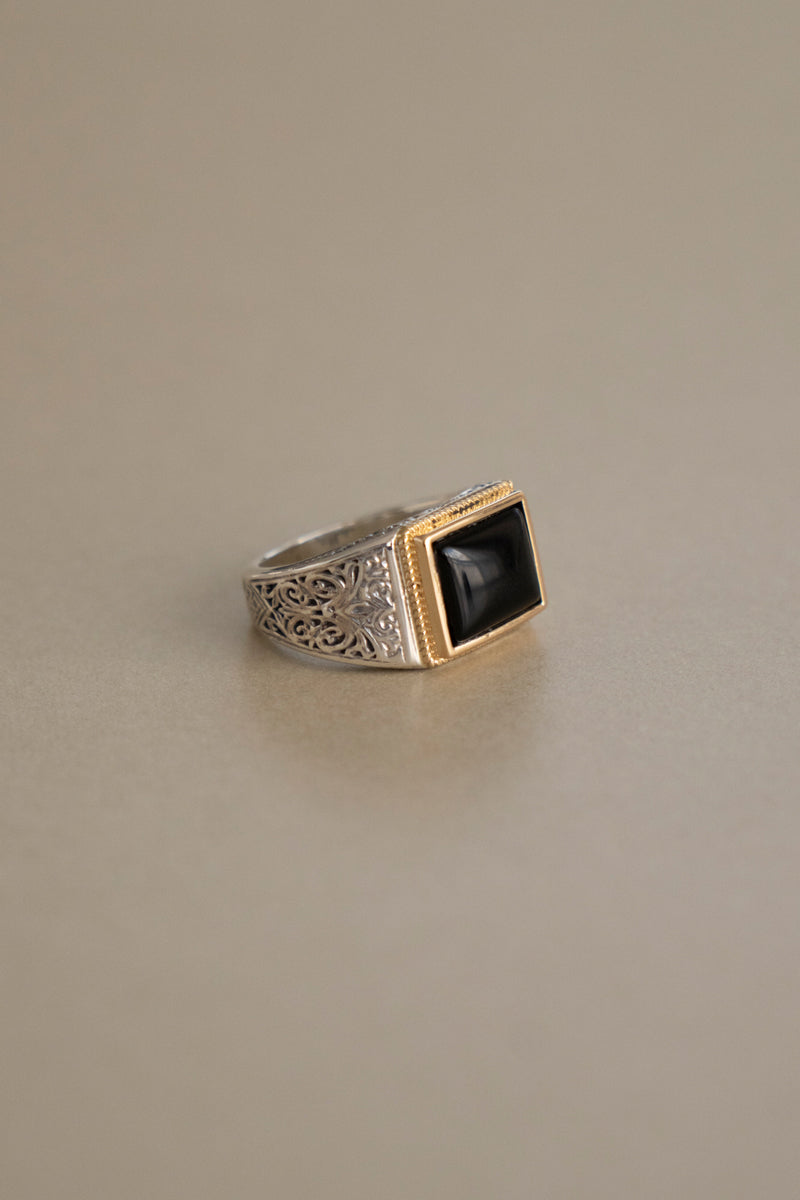 Gerochristo Classic Signet Ring Onyx /SV&K18