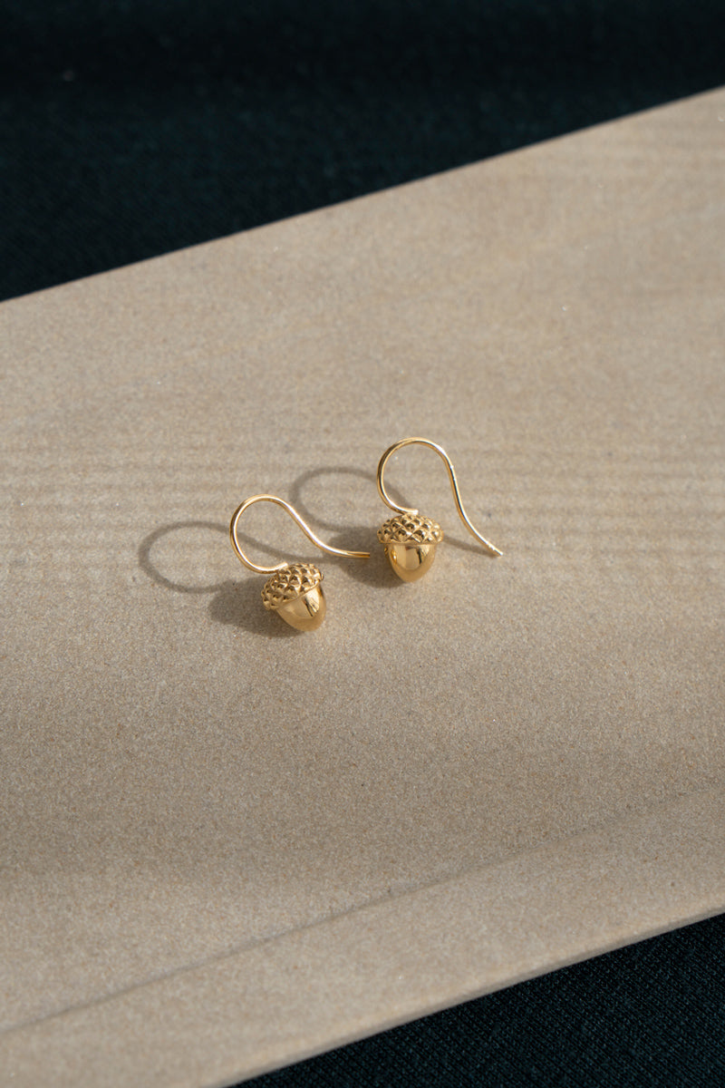 IDAMARI Acorn Pierced Earrings どんぐりピアス