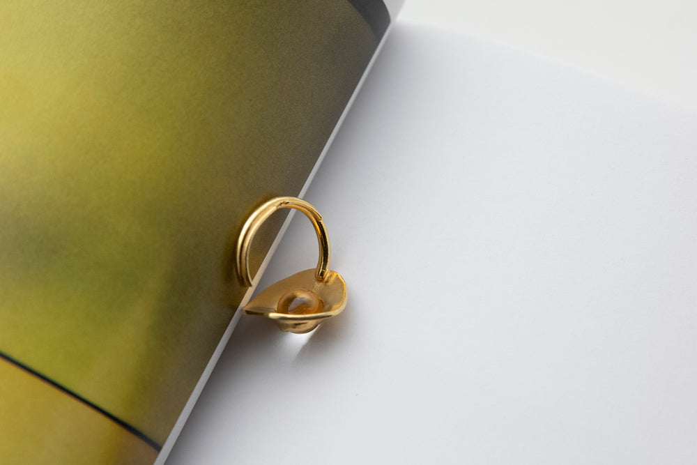 mocco quartz in lay pinky ring