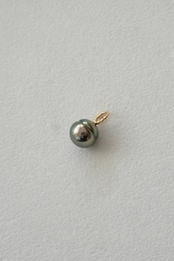 MINIMUMNUTS South Sea Pearl Necklace Charm Top /K18